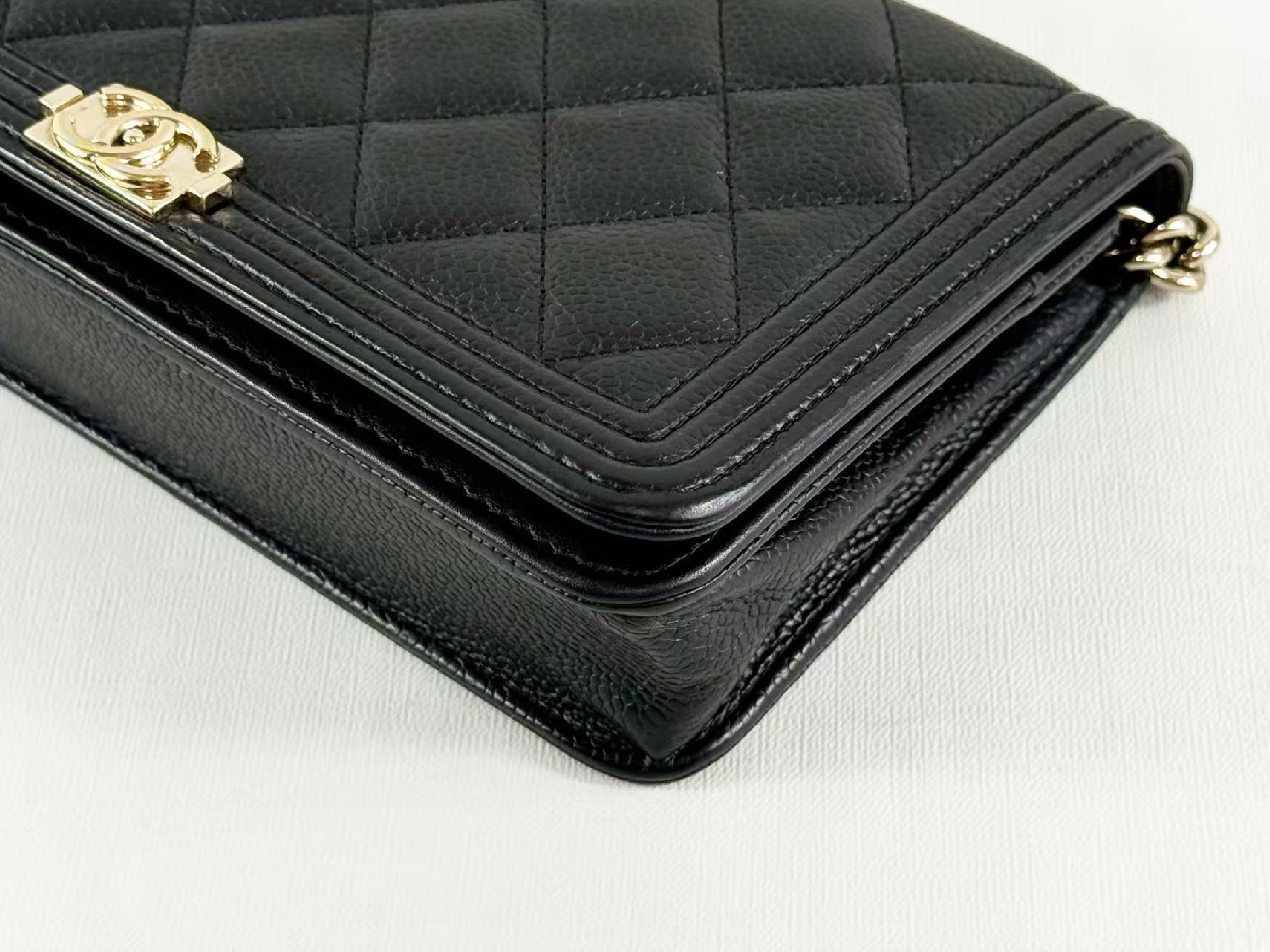 Black Caviar Skin Matelassé Boy WOC W19cm approx. 28 series [Includes dust bag, booklet, authenticity card, and seal] Gold hardware Shoulder bag 28815017 — view 11
