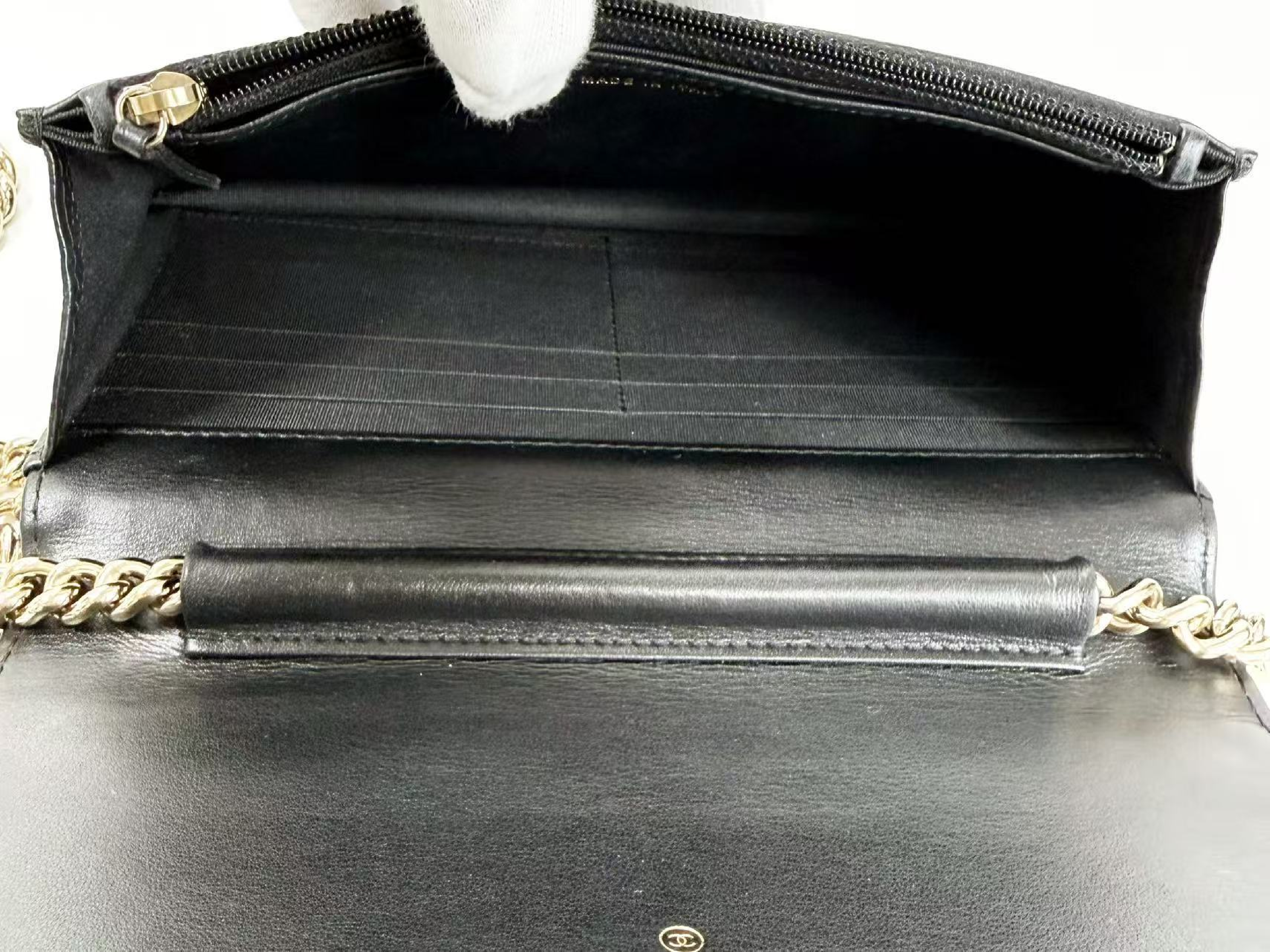 Black Caviar Skin Matelassé Boy WOC W19cm approx. 28 series [Includes dust bag, booklet, authenticity card, and seal] Gold hardware Shoulder bag 28815017 — view 15