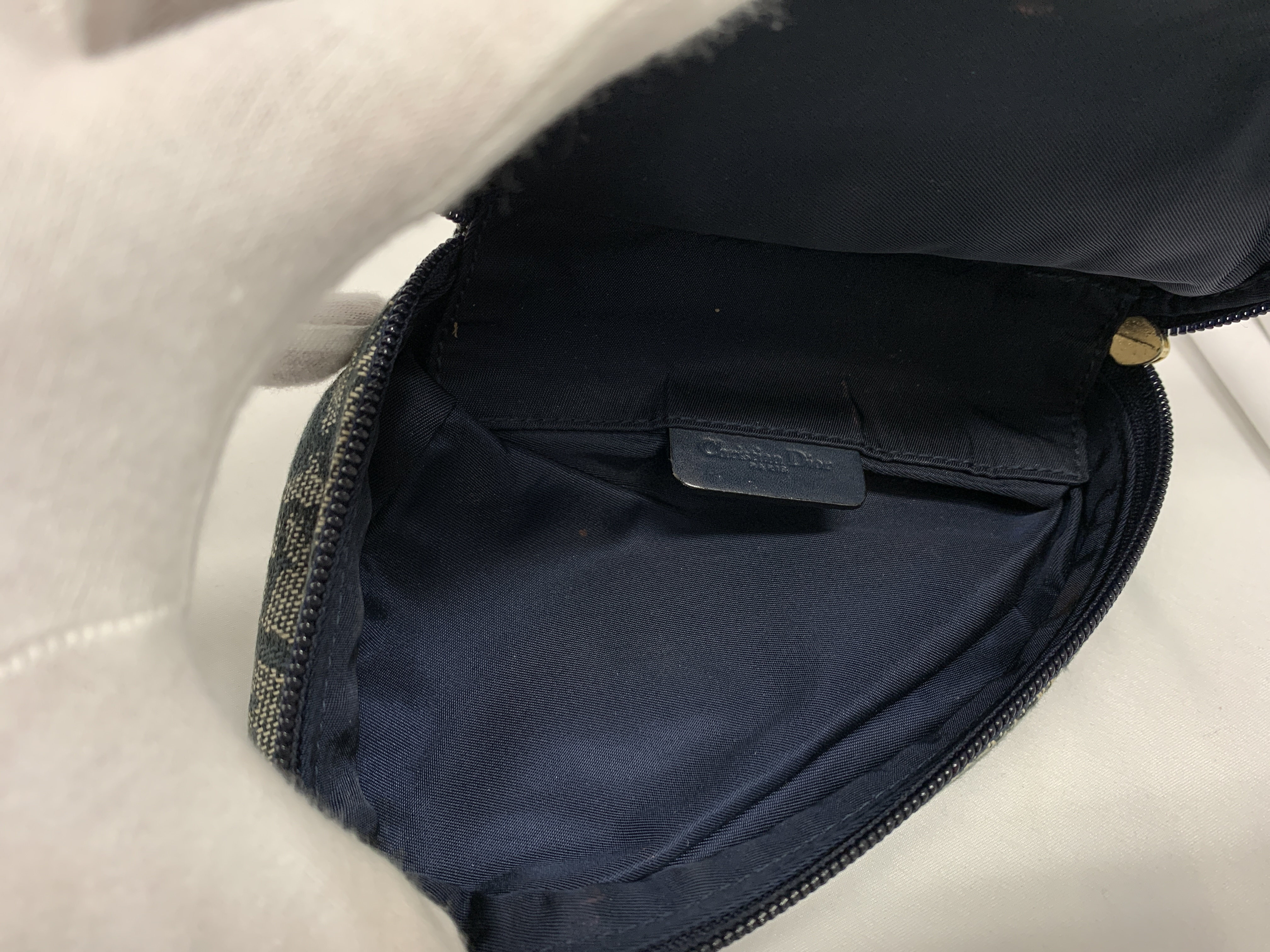 Trotter Pouch — view 5