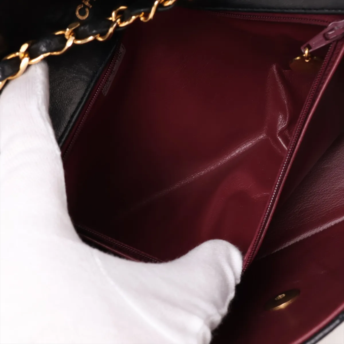 Matelassé Lambskin Chain Shoulder Bag, Black with Gold Hardware, Interior Repaired. — view 7