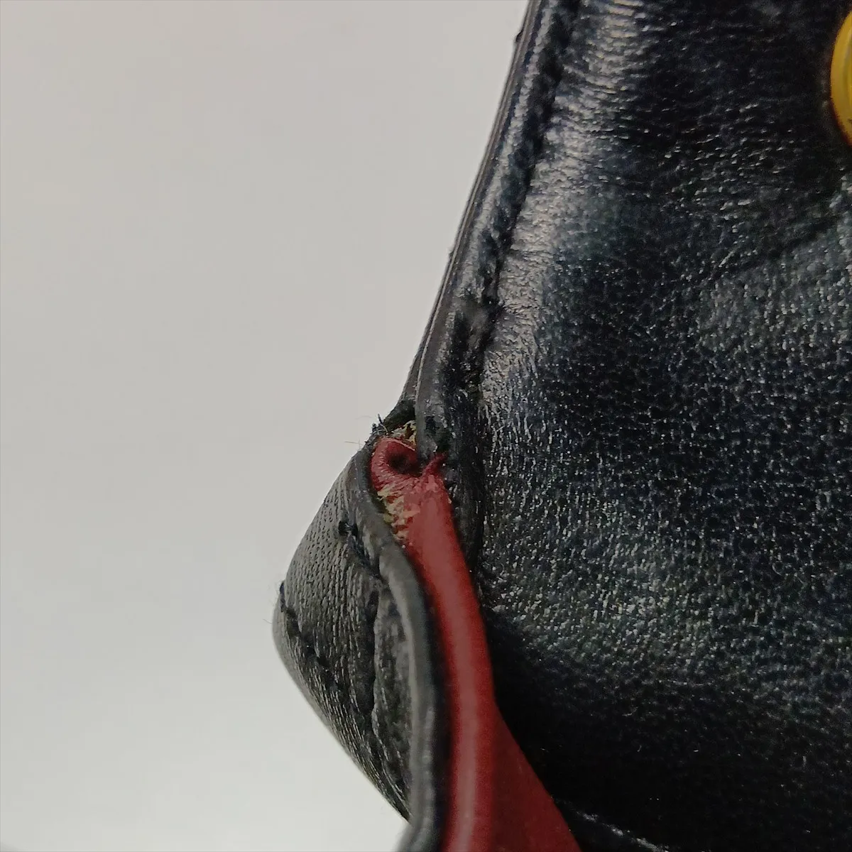 Matelassé Lambskin Chain Shoulder Bag, Black with Gold Hardware, Interior Repaired. — view 10