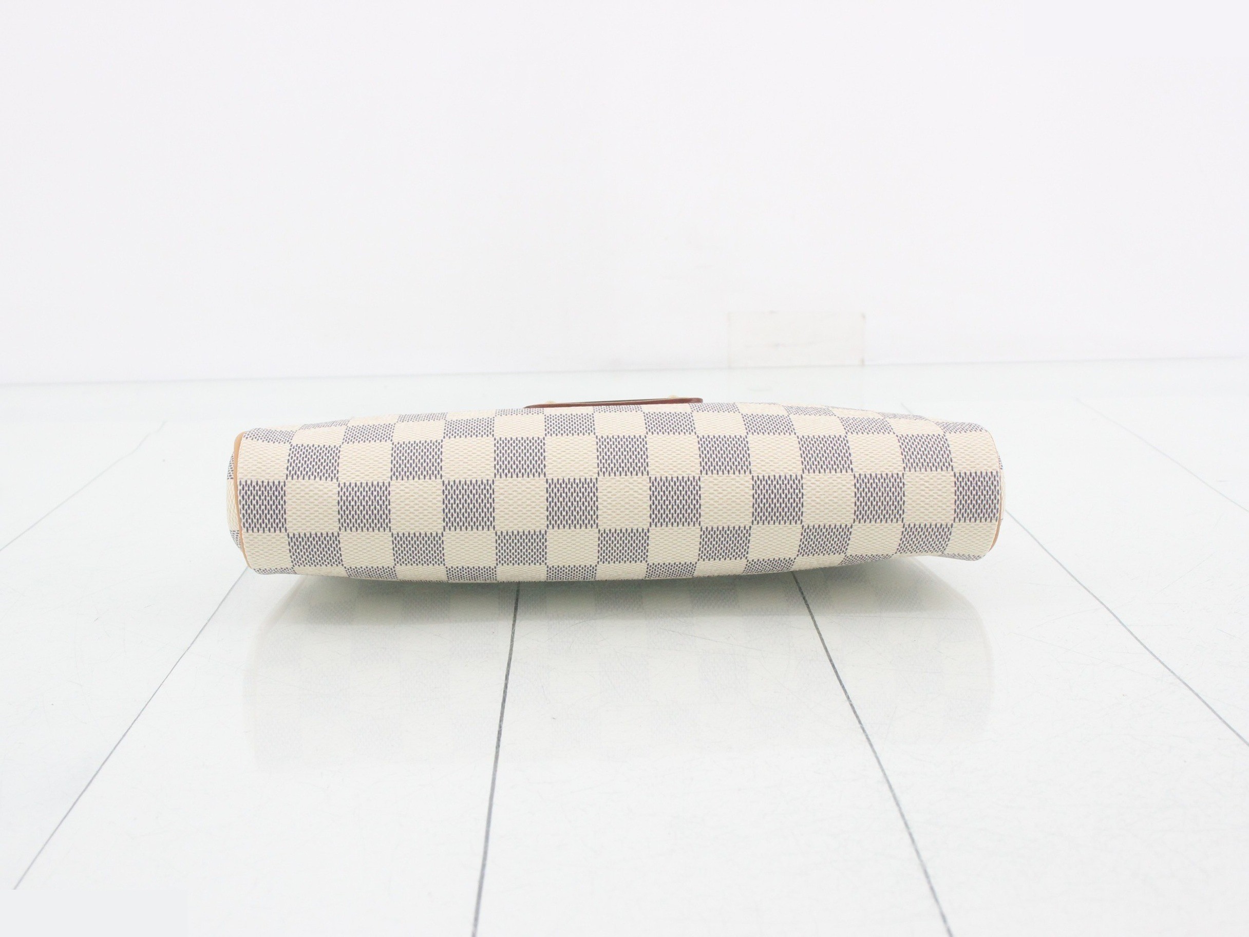 N55214 Eva SN1104 with shoulder strap W25 H12 D4.5 — view 3