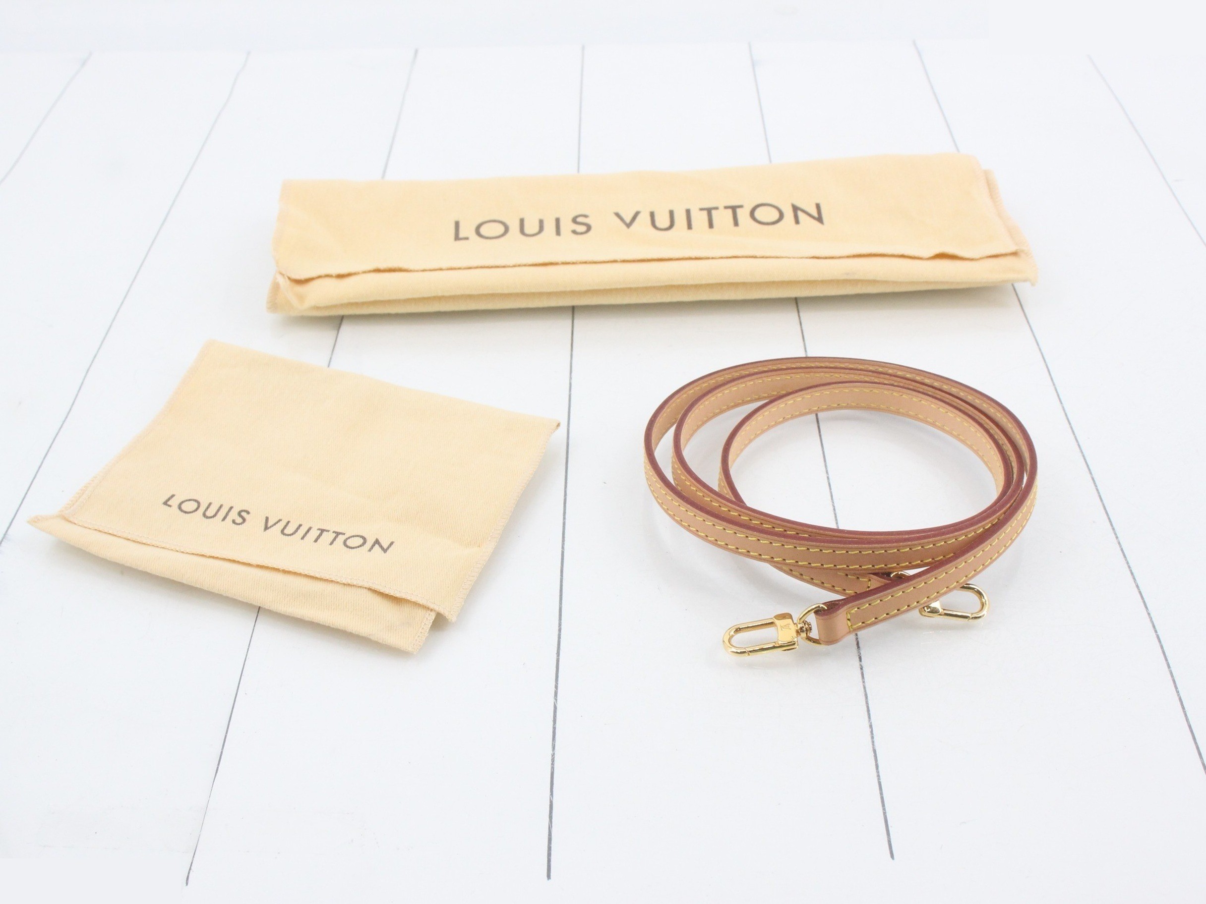 N55214 Eva SN1104 with shoulder strap W25 H12 D4.5 — view 5