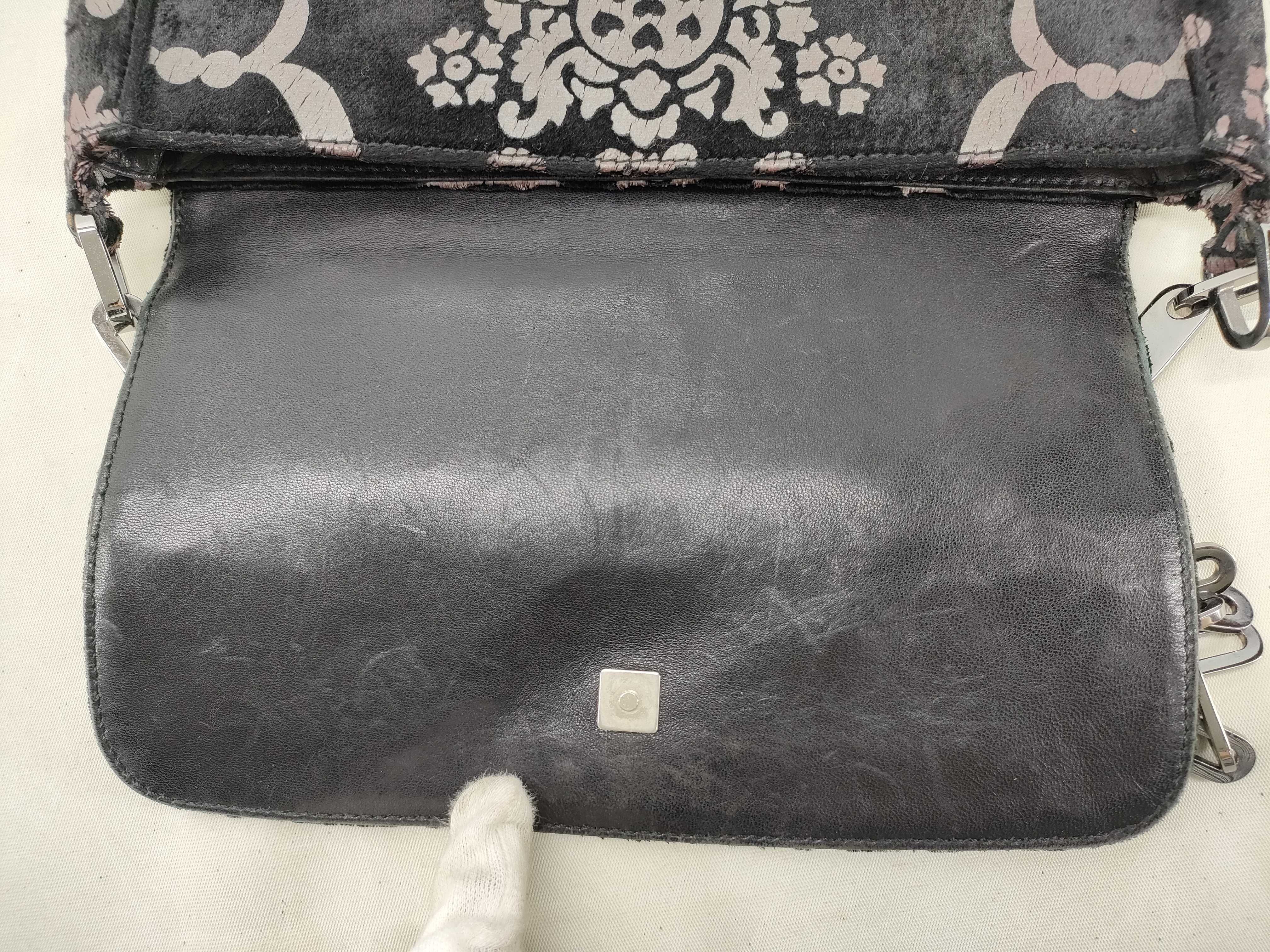 One-Shoulder Chain Shoulder Bag — view 8