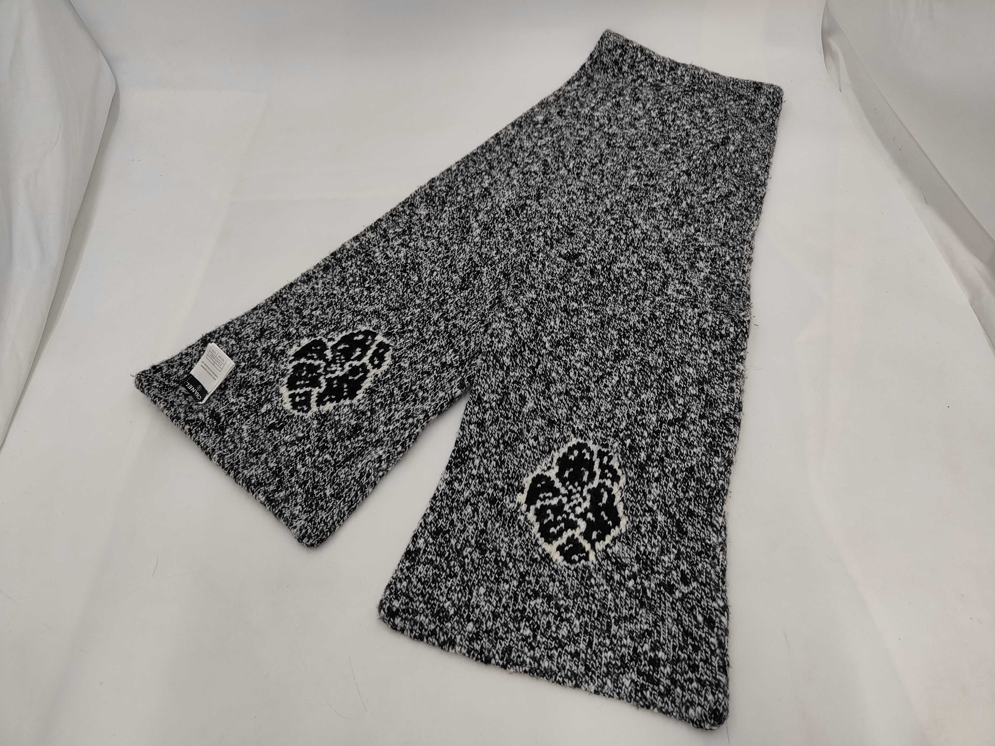Scarf and other accessories — view 2