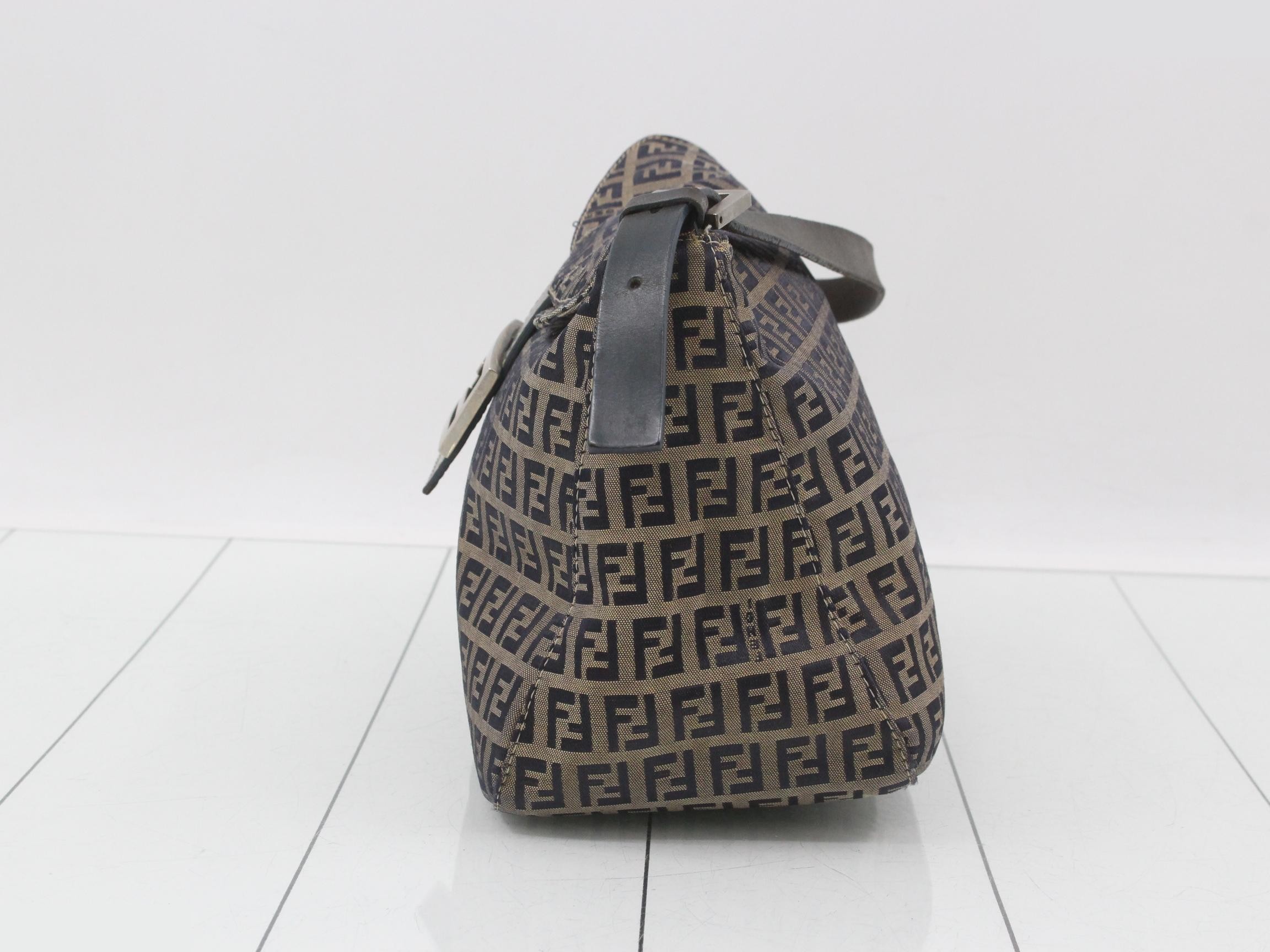 ZUCCA Mamma Bucket Shoulder Bag — view 3