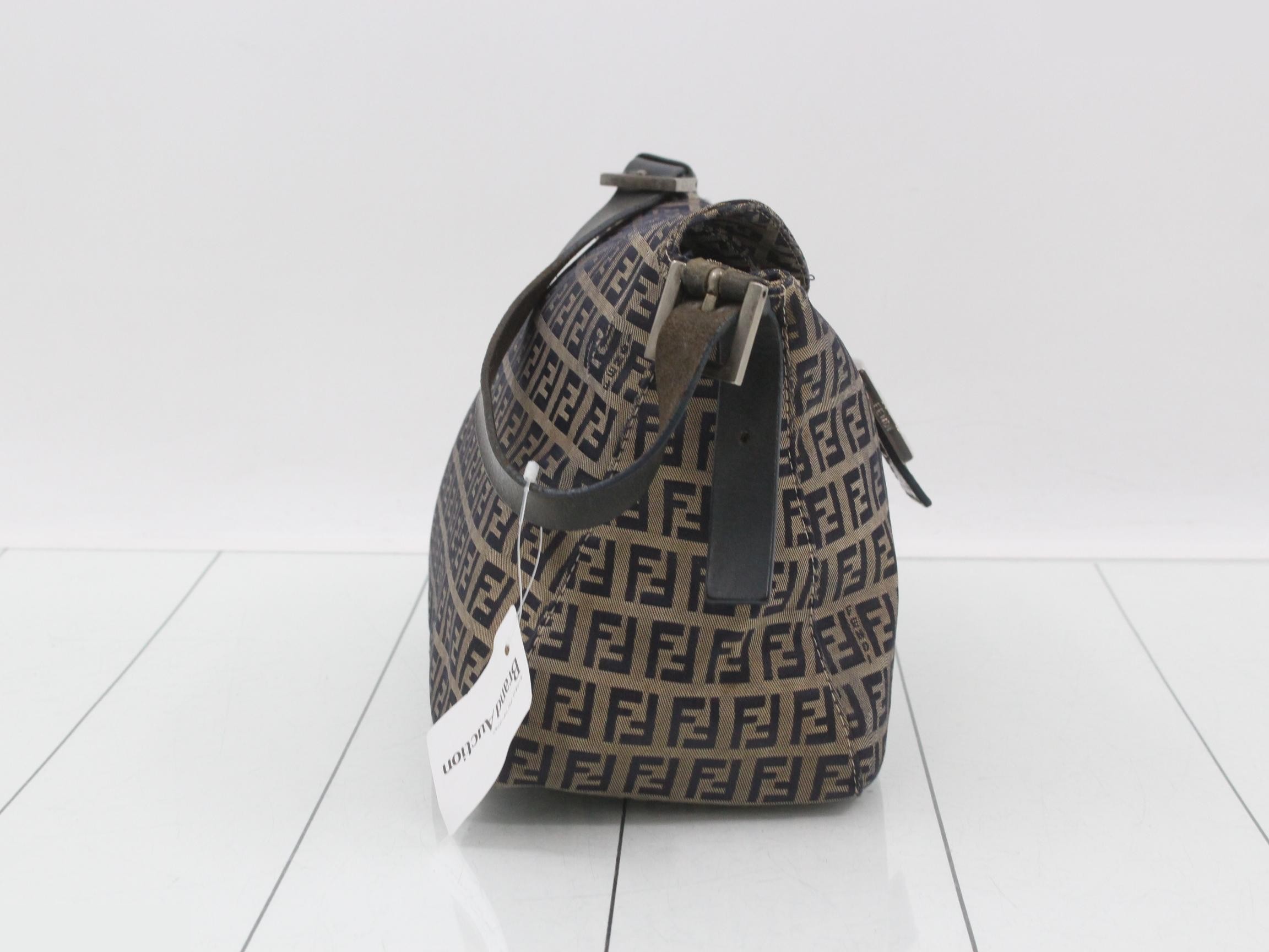 ZUCCA Mamma Bucket Shoulder Bag — view 4