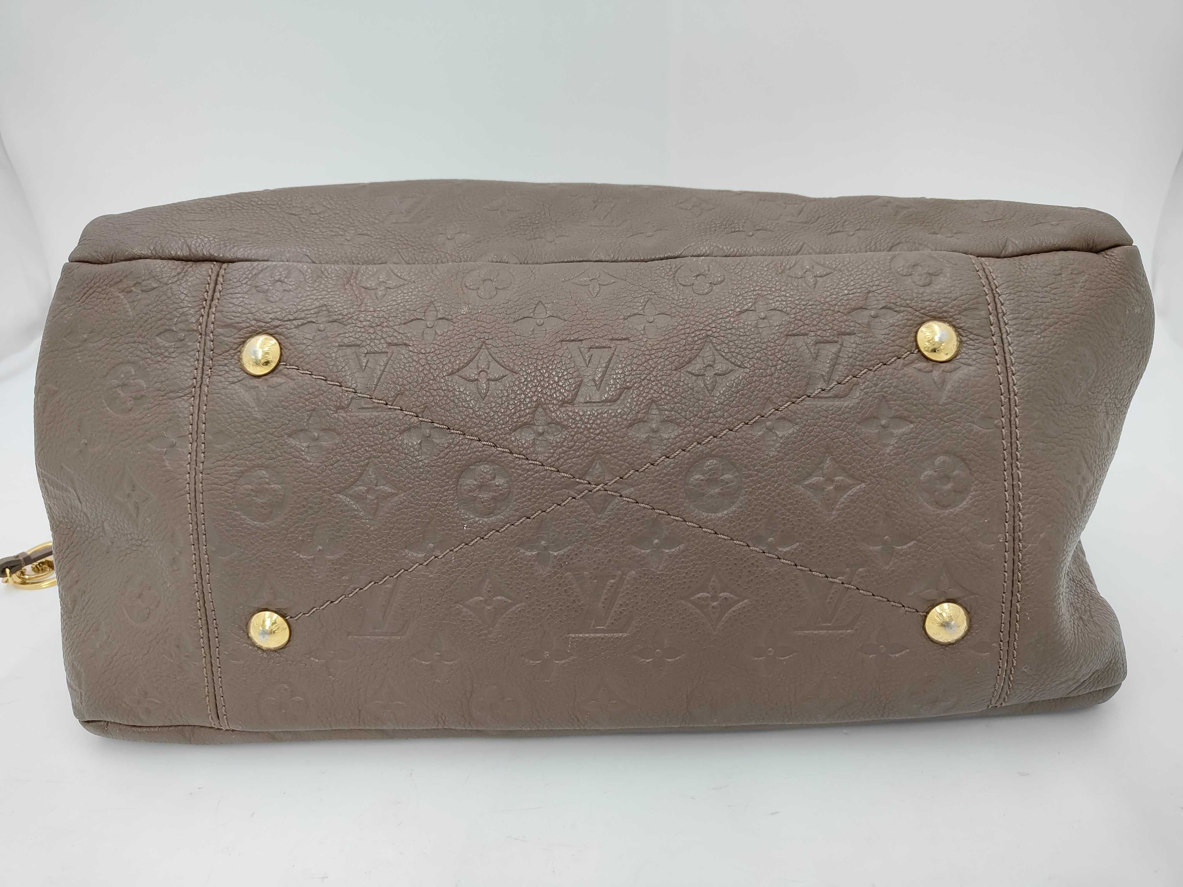 Monogram Empreinte Handbag TR3150 Handbag — view 7