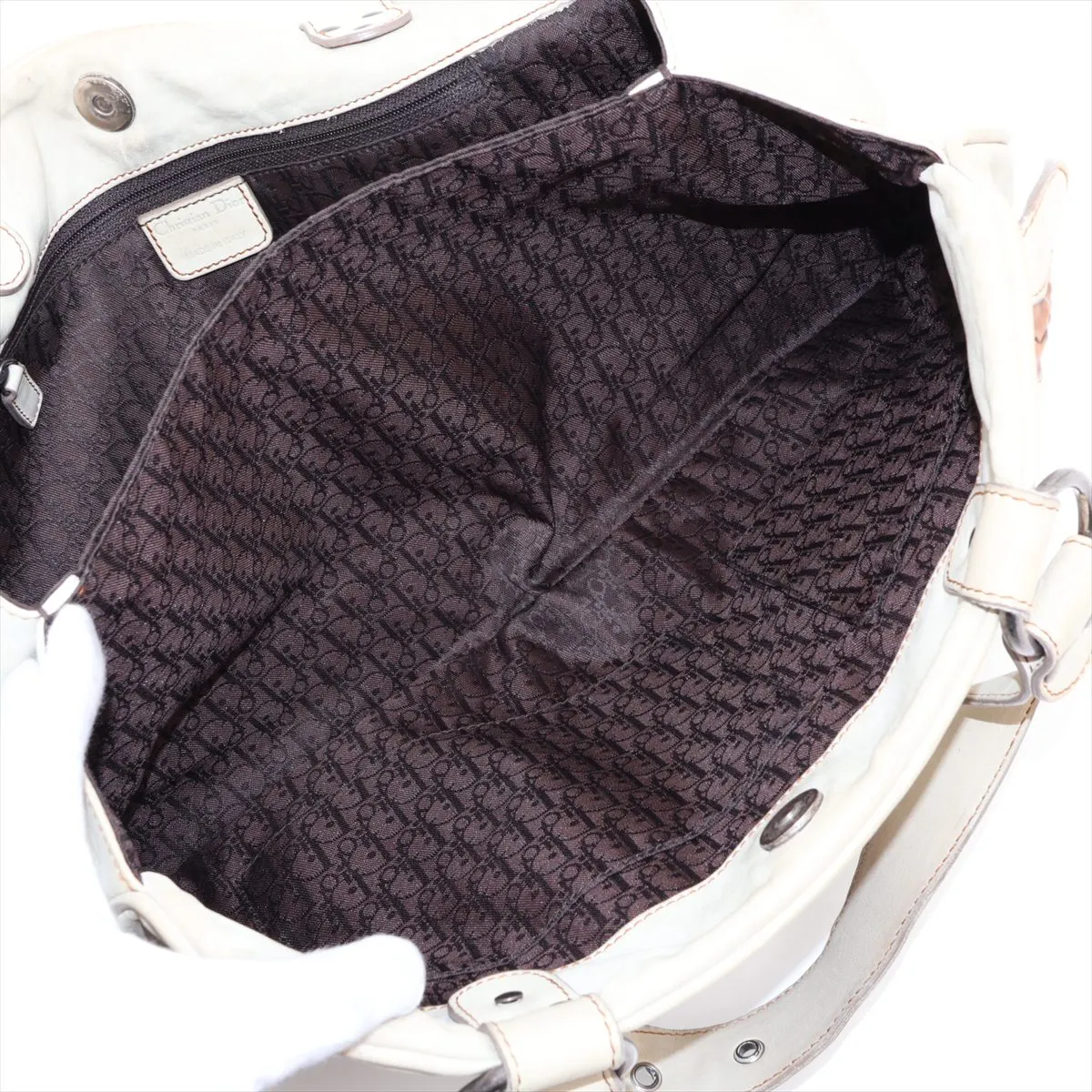 Gaucho Leather Handbag, Beige, with missing studs. — view 7