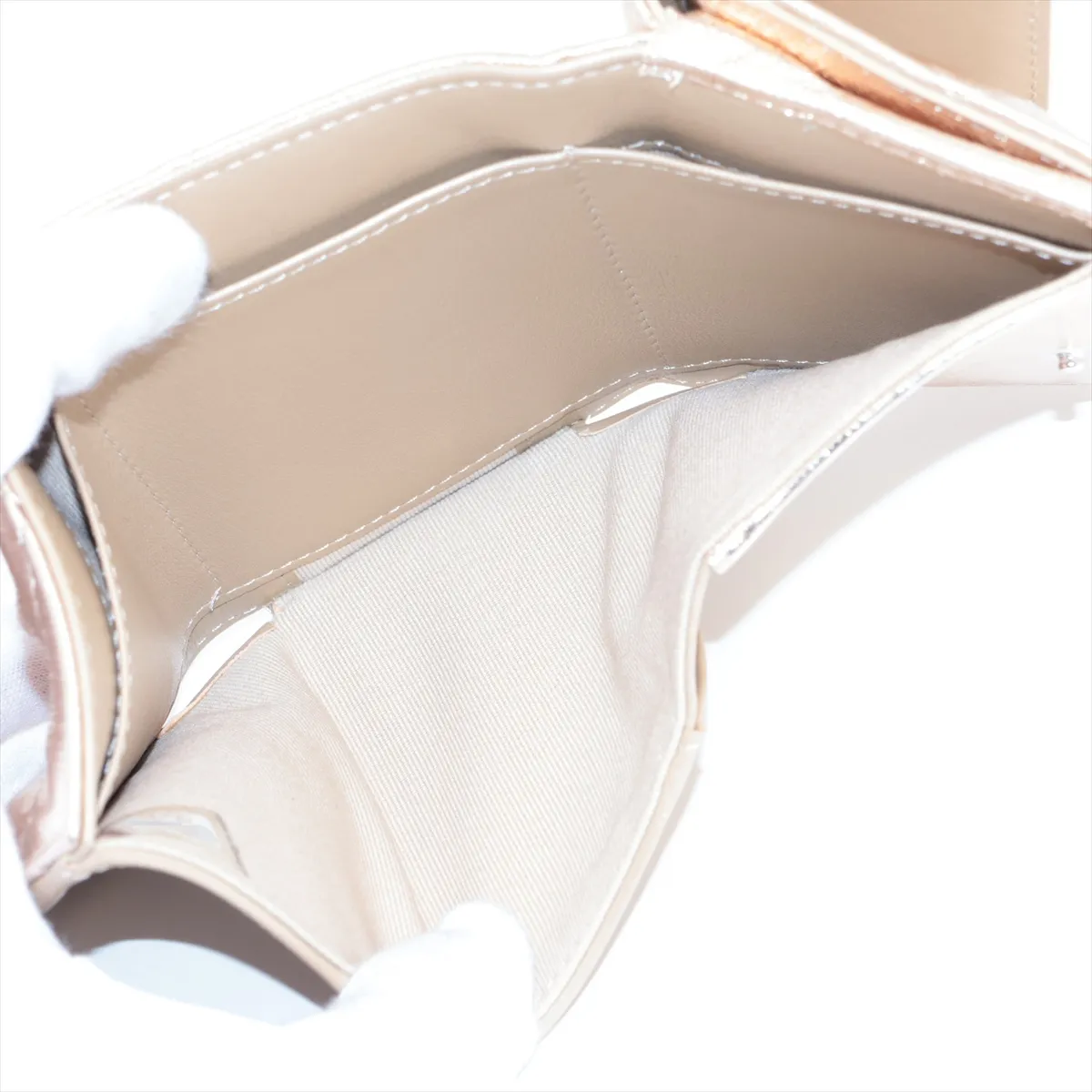 19 Lambskin Compact Wallet Gold Silver Hardware 31806806 — view 6