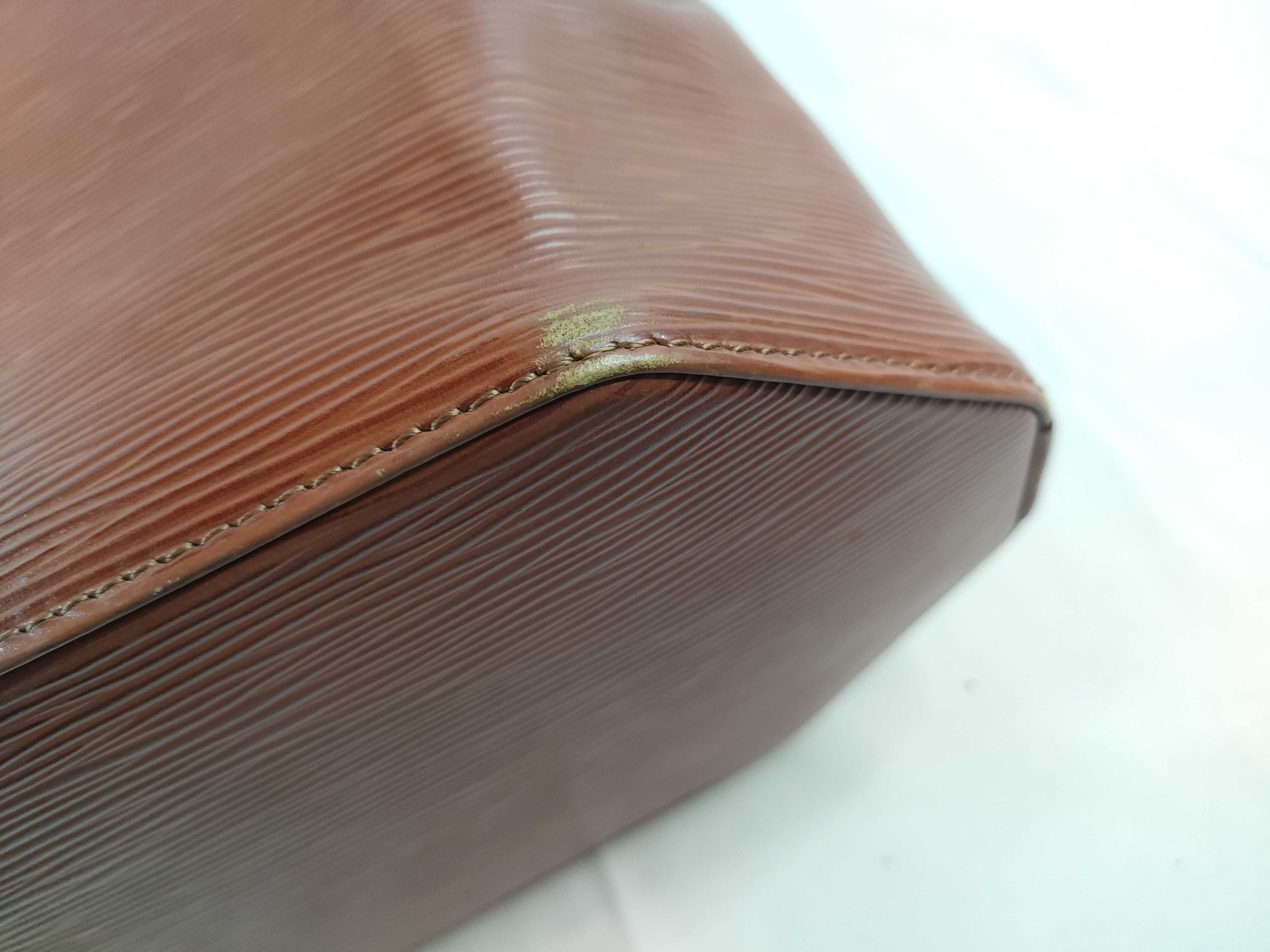 Epi Sac Depaule Brown Shoulder Bag with Pouch — view 5