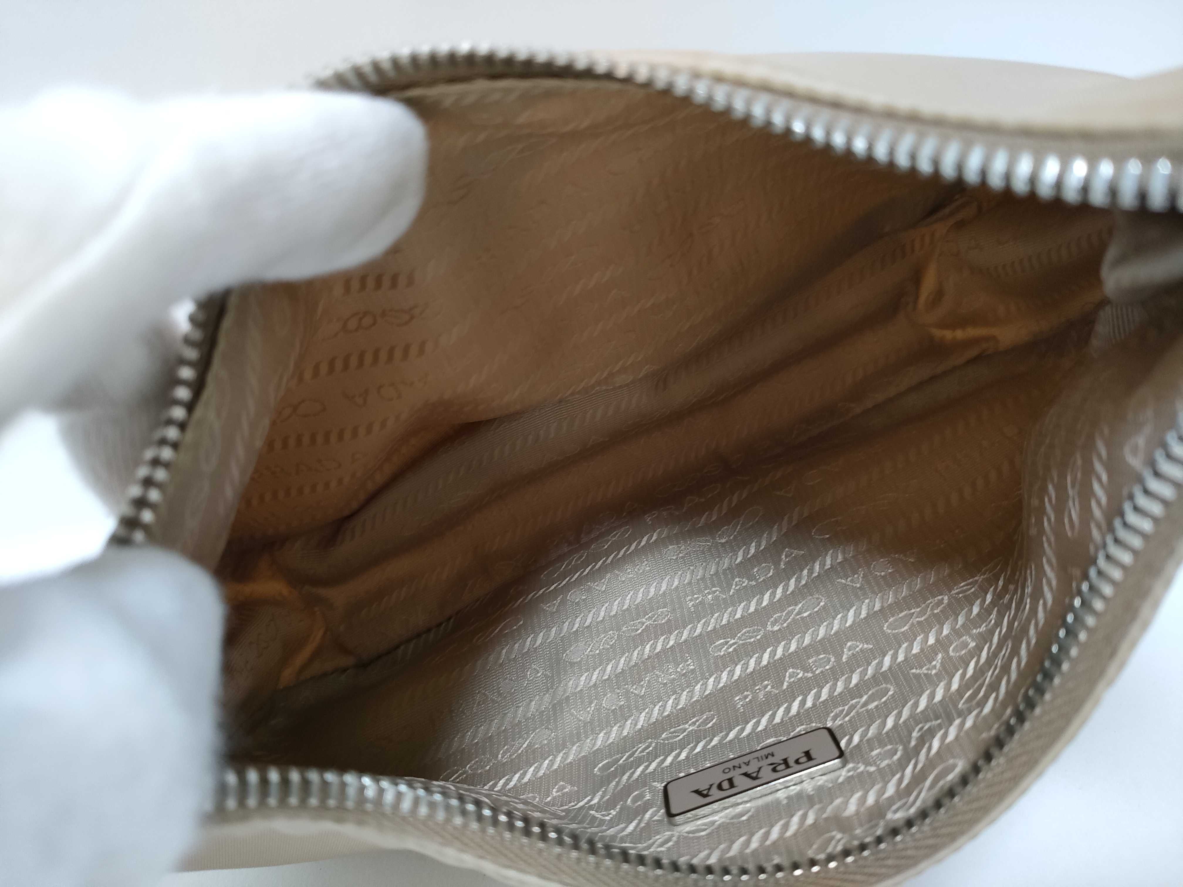Nylon DU- Re-Edition 2005 Re-Nylon Crossbody Bag Shoulder Bag — view 11
