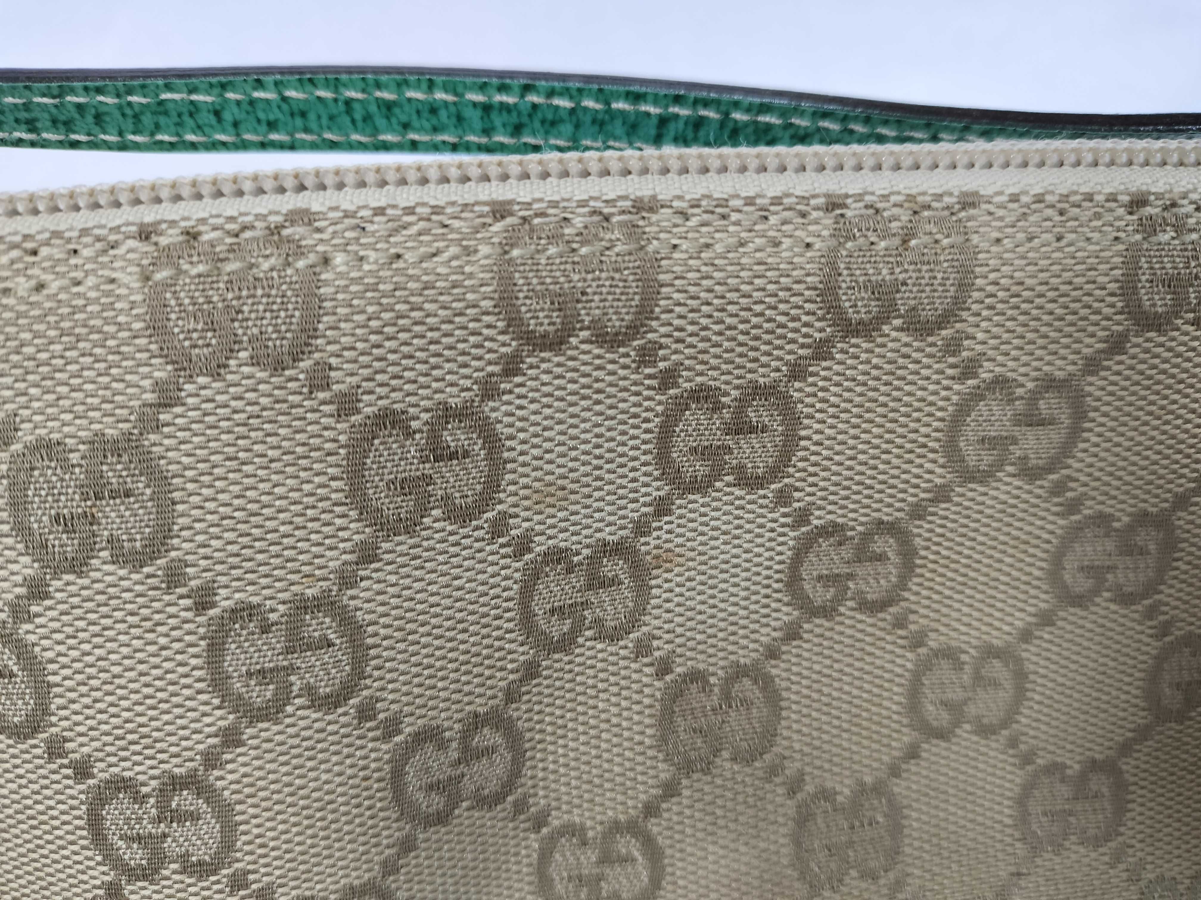 GG Canvas Gucci Handbag — view 11