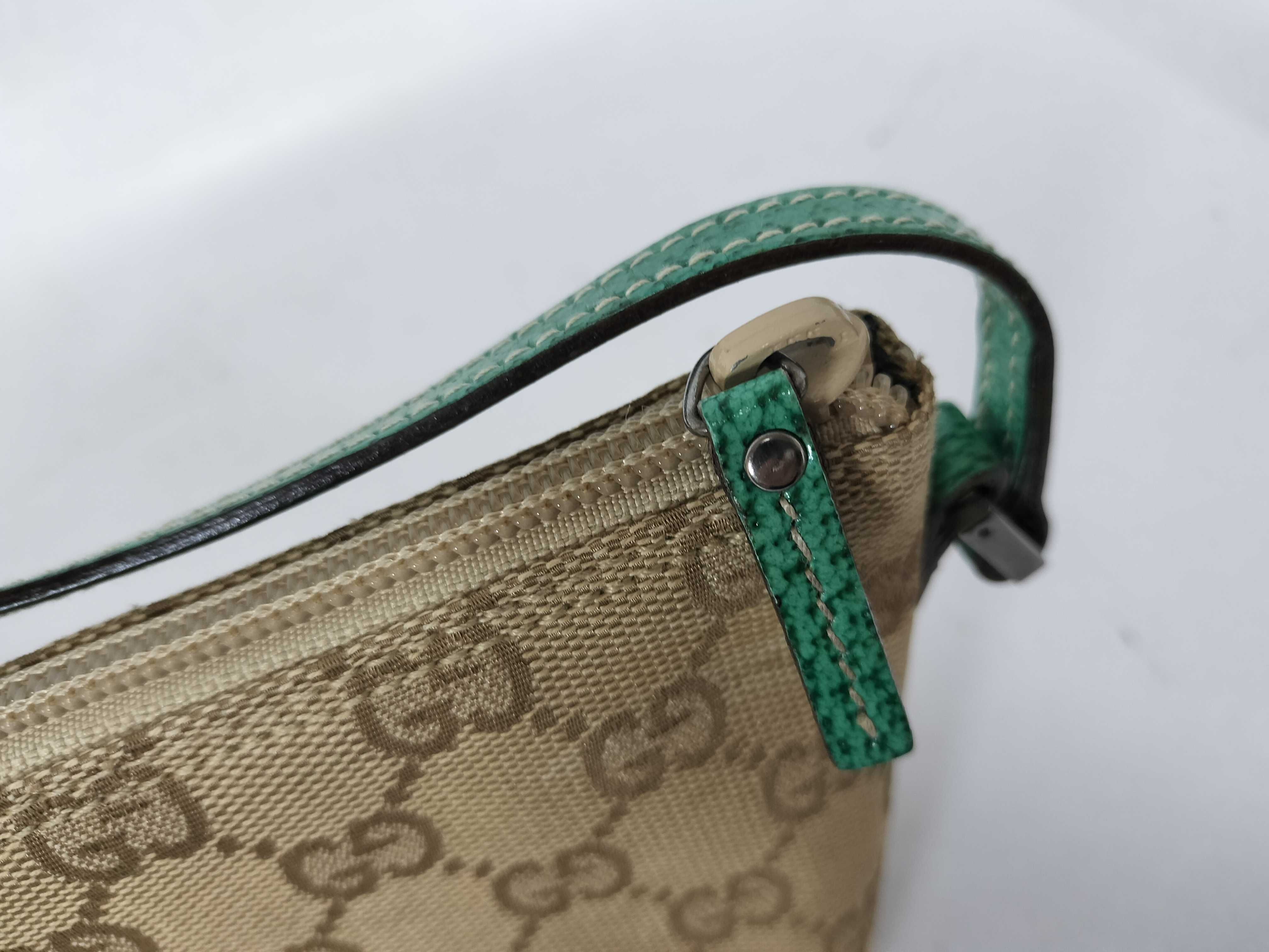 GG Canvas Gucci Handbag — view 9