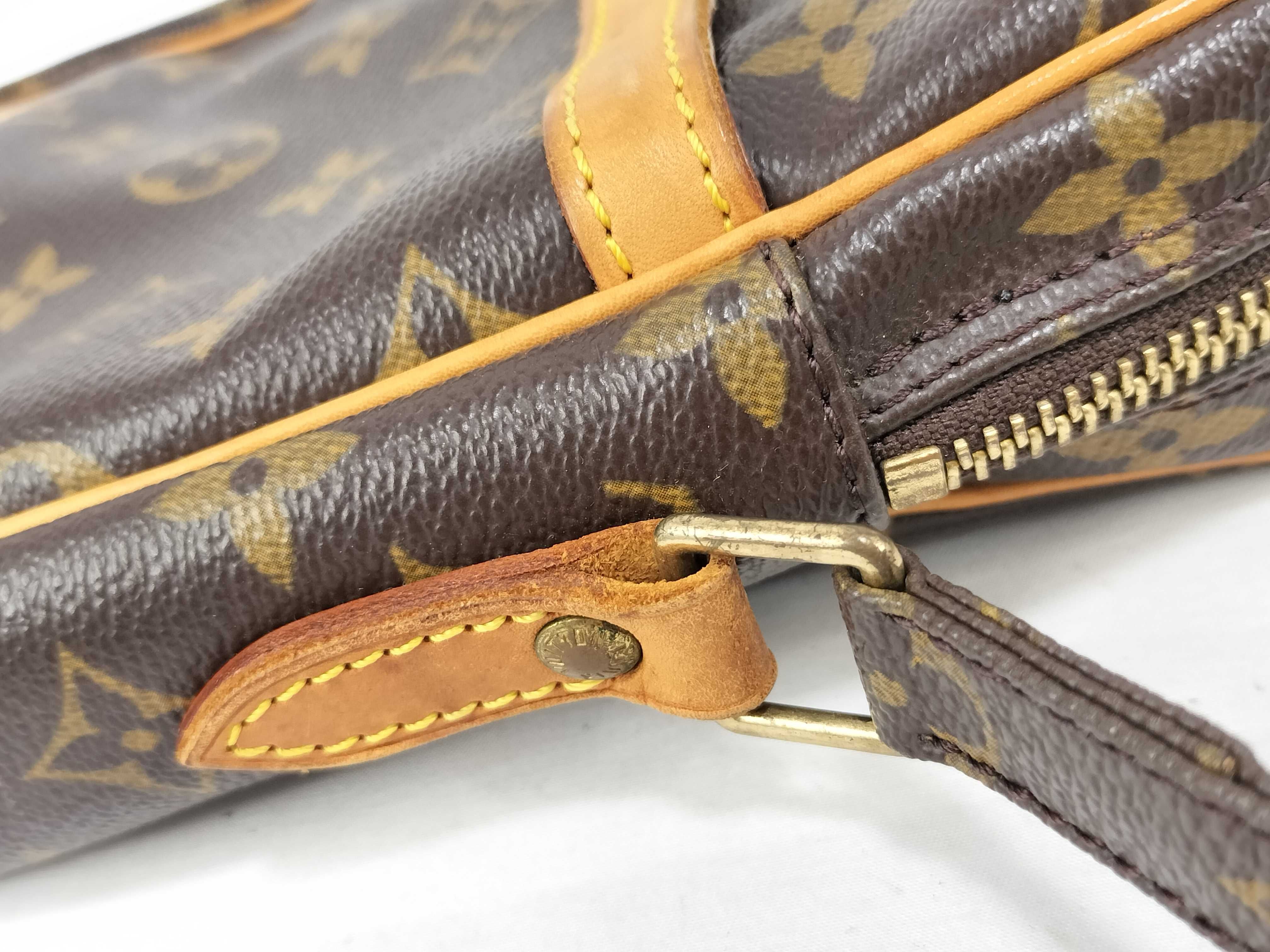 Monogram Louis Vuitton Monogram Shoulder Bag Danube M45266 Shoulder Bag — view 5