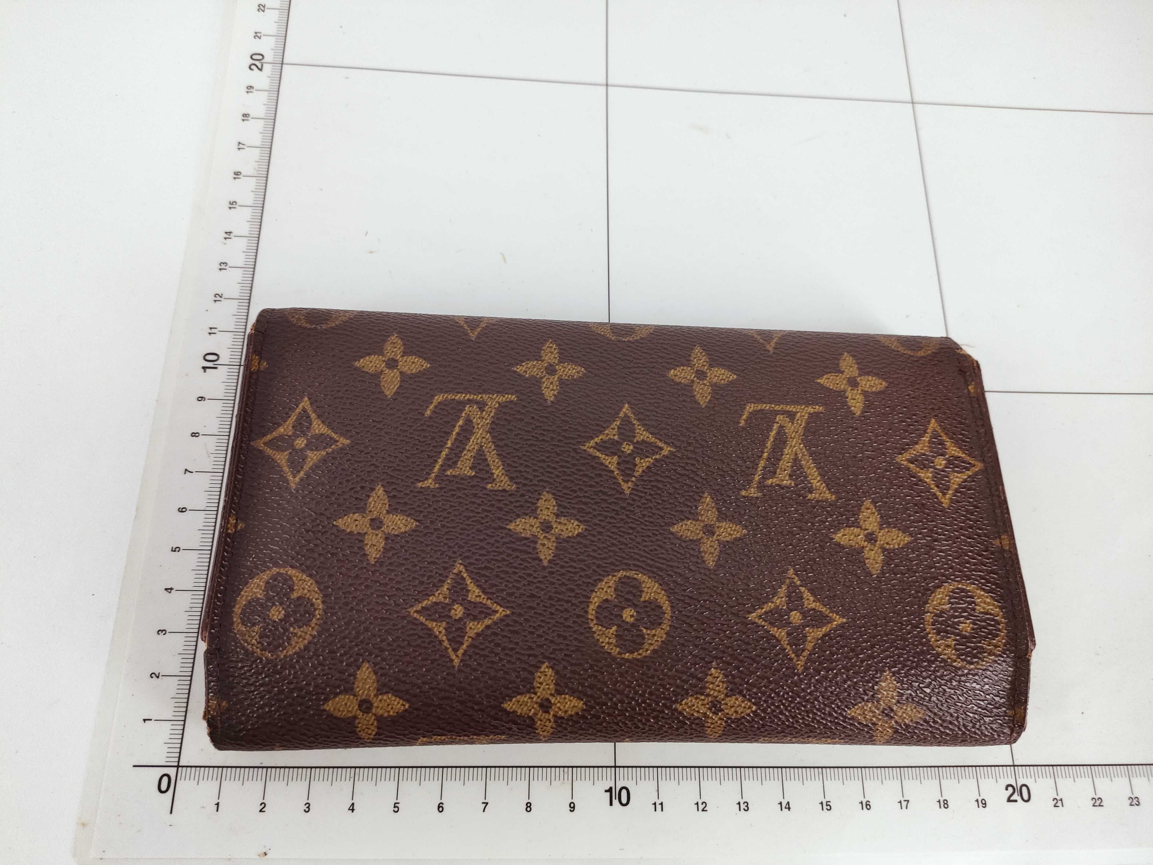 Monogram / Monogram / Portefeuille Tresor International / M61215 / TH0959 / Long Wallet / PVC Wallet — view 2
