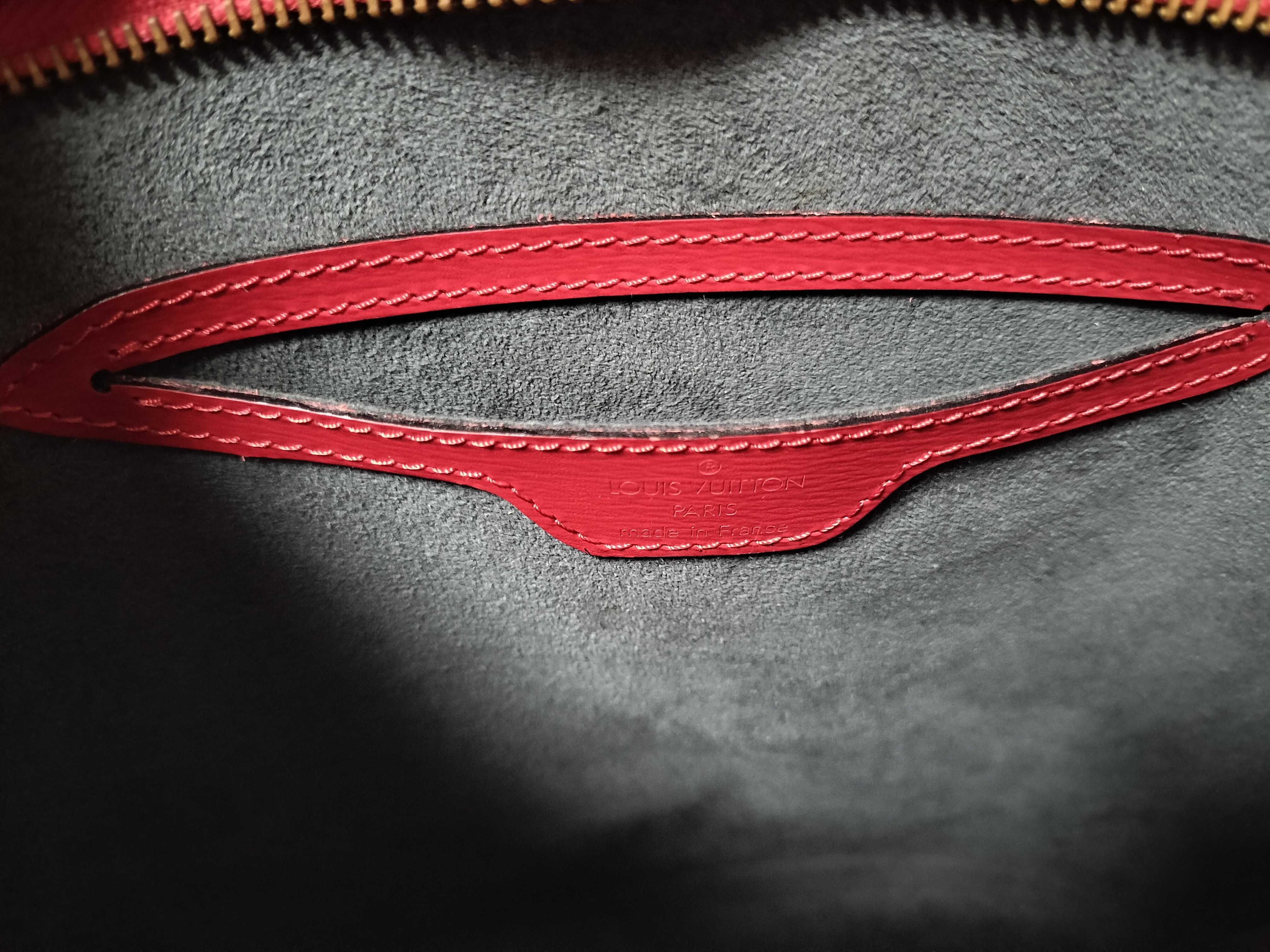 Epi Saint Jacques PM Red Tote Bag — view 12