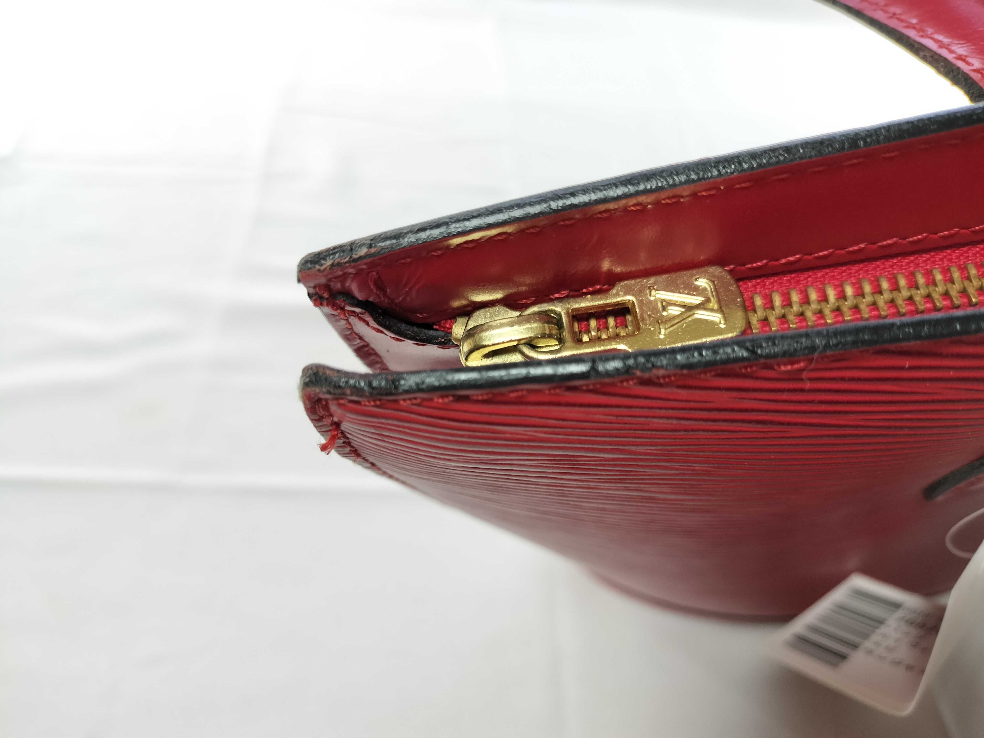 Epi Saint Jacques PM Red Tote Bag — view 13