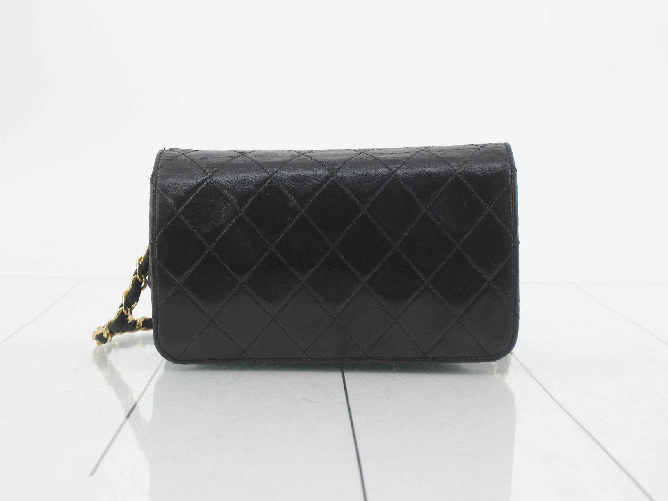 Matelassé Push-Lock Chain Shoulder Bag — view 2