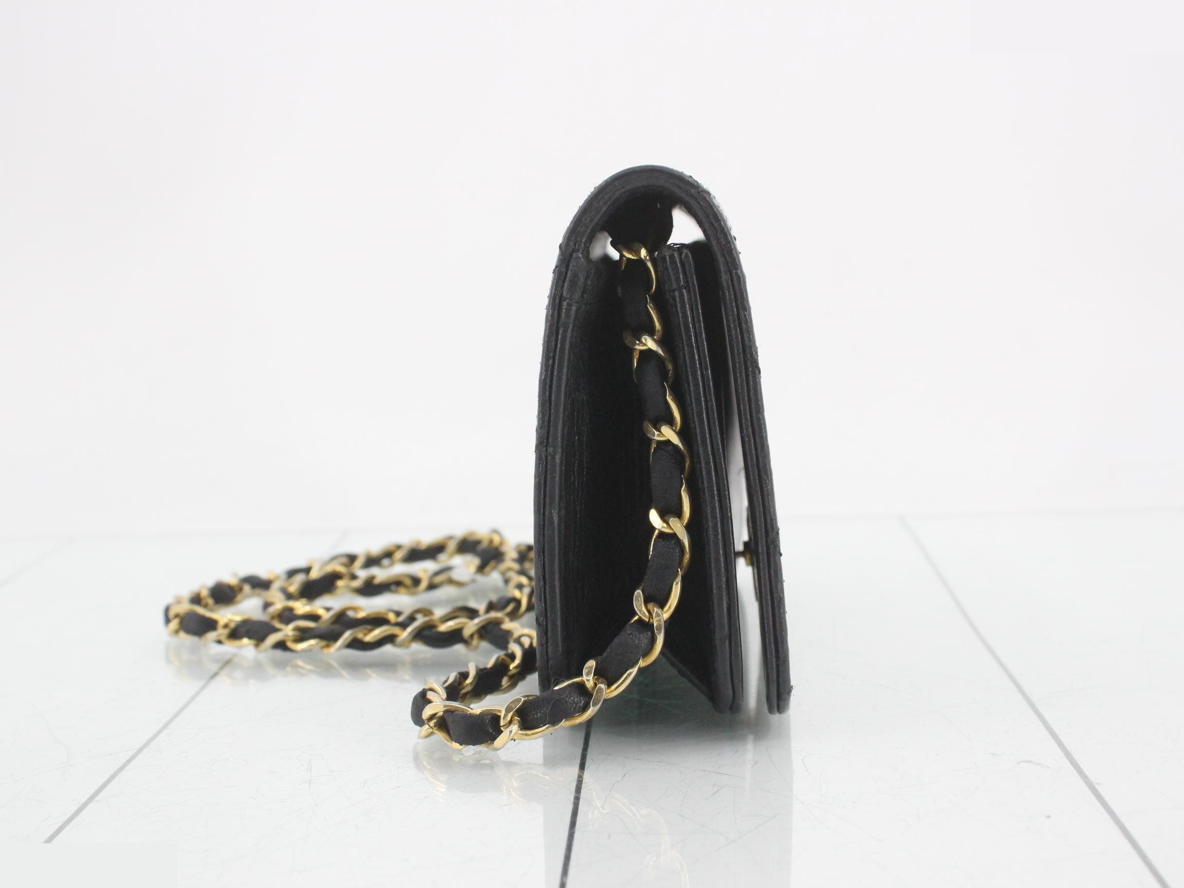 Matelassé Push-Lock Chain Shoulder Bag — view 4