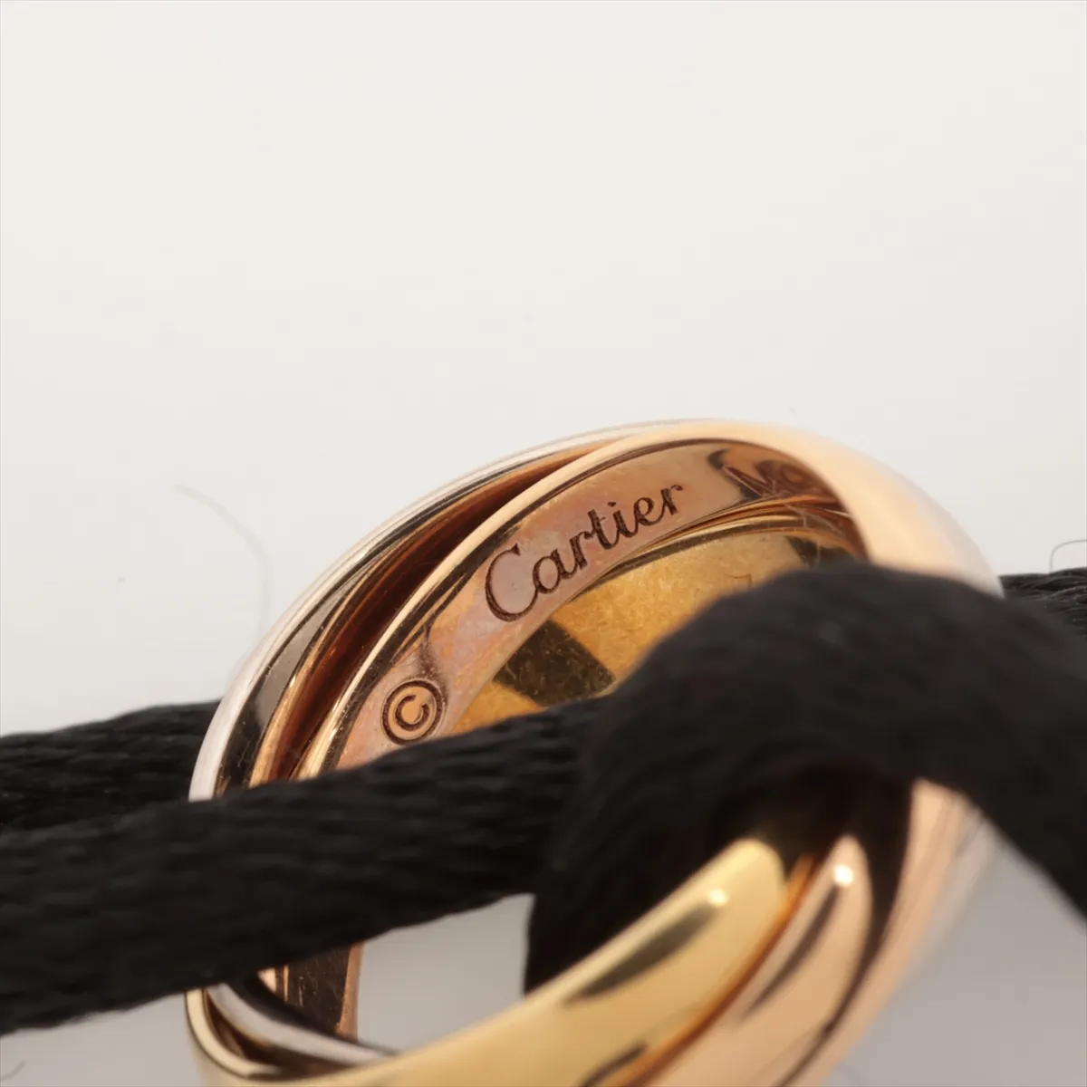Trinity Bracelet 750 (YG x PG x WG) Total 2.9g MGZ214 Cord fuzz Includes 3 replacement cords — view 5