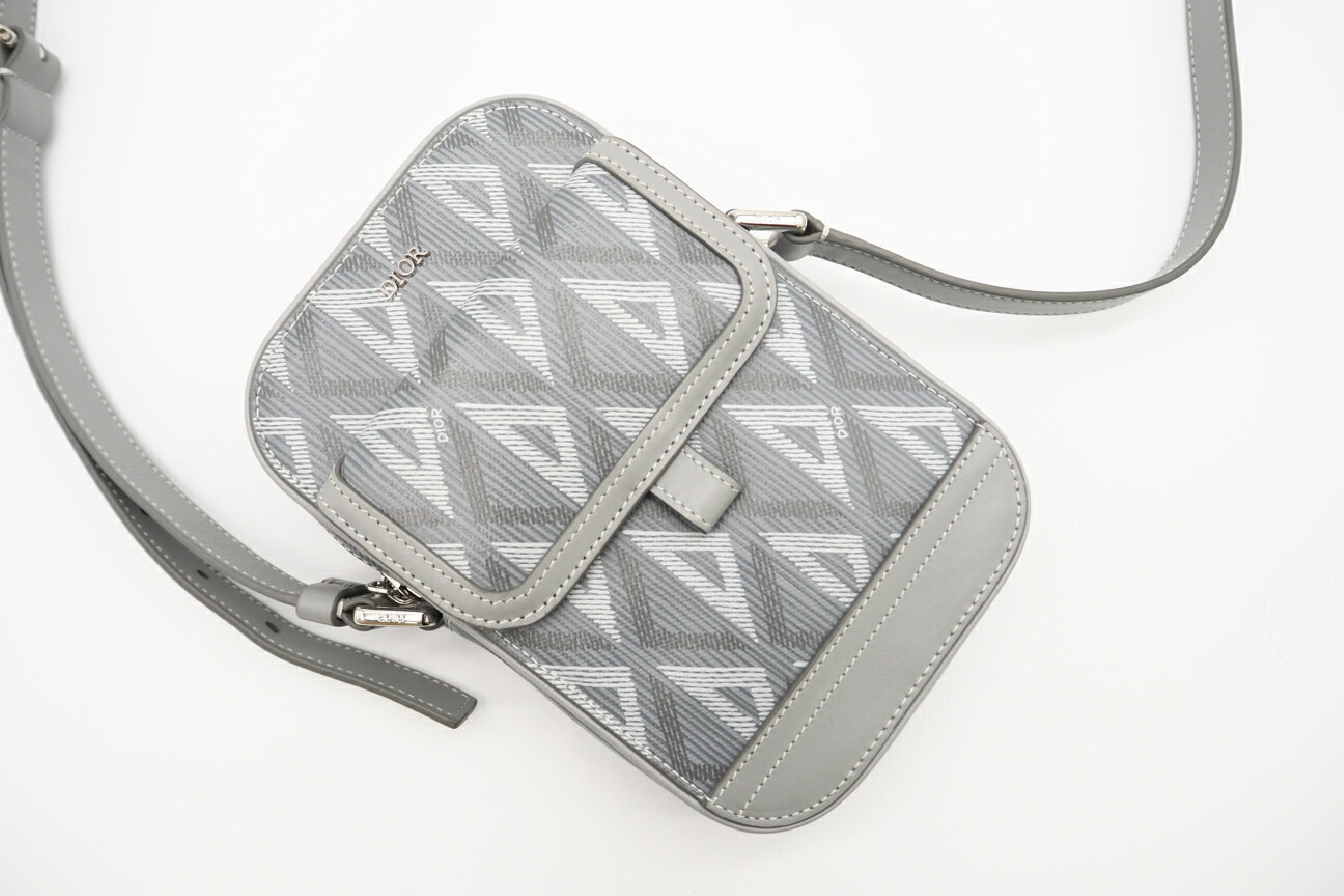 2ESCA415CD CD Diamond Leather Hit the Road Grey White Shoulder Bag — view 2