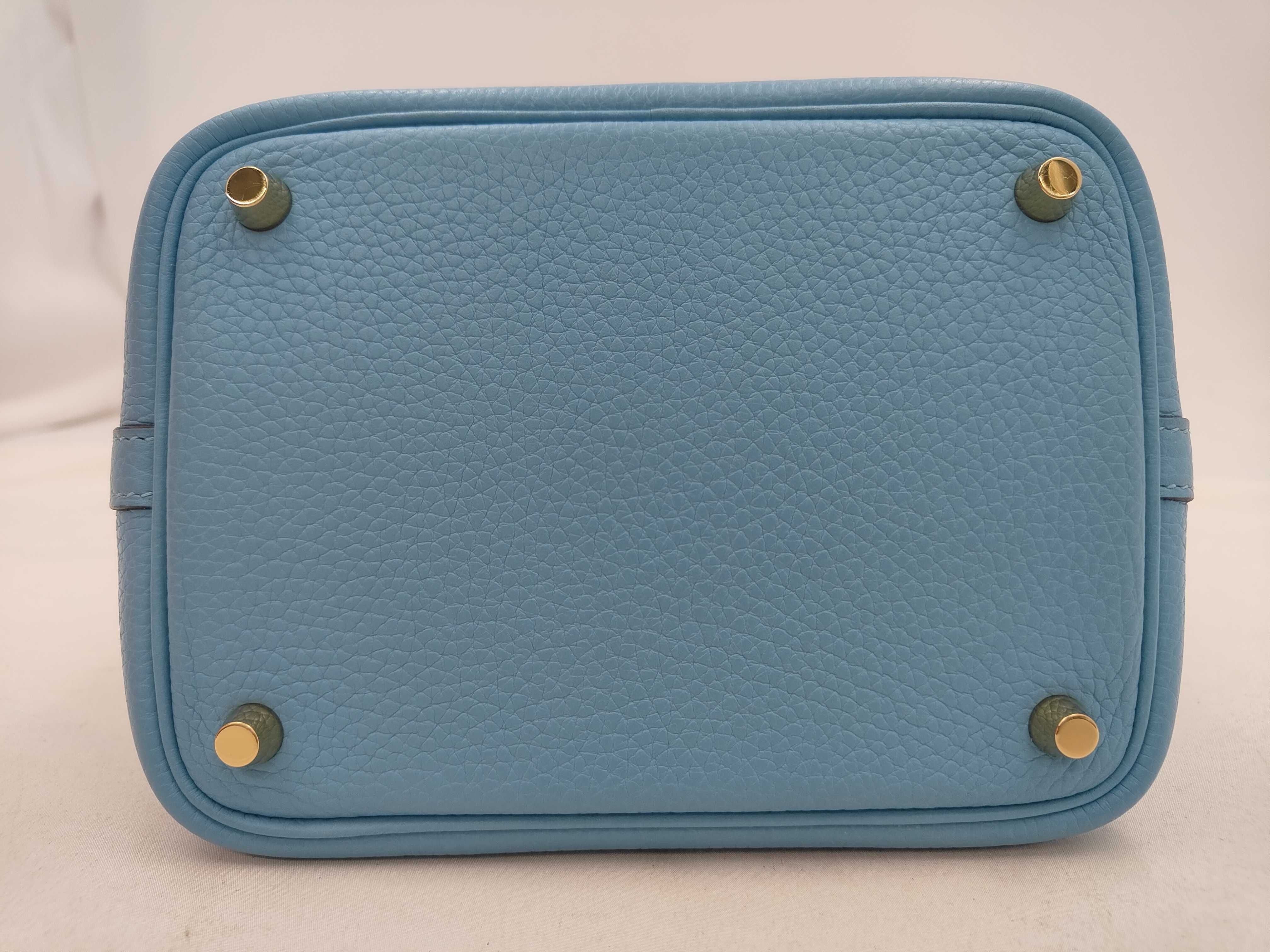 Picotin Lock 18 PM, Taurillon Clemence leather, Blue Nord, Gold hardware, D: 2019, Handbag — view 7