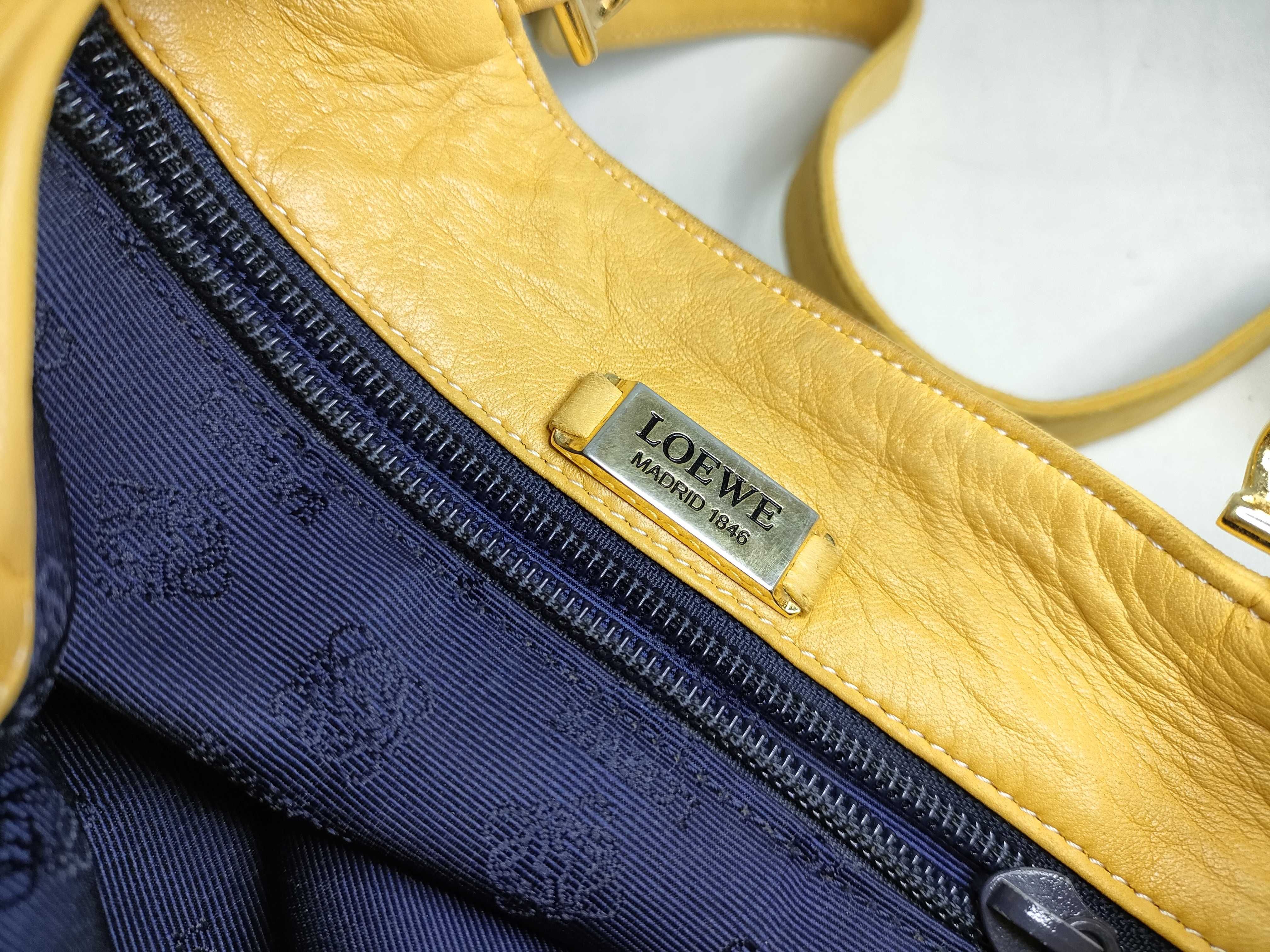 shoulder bag, Anagram shoulder bag — view 11