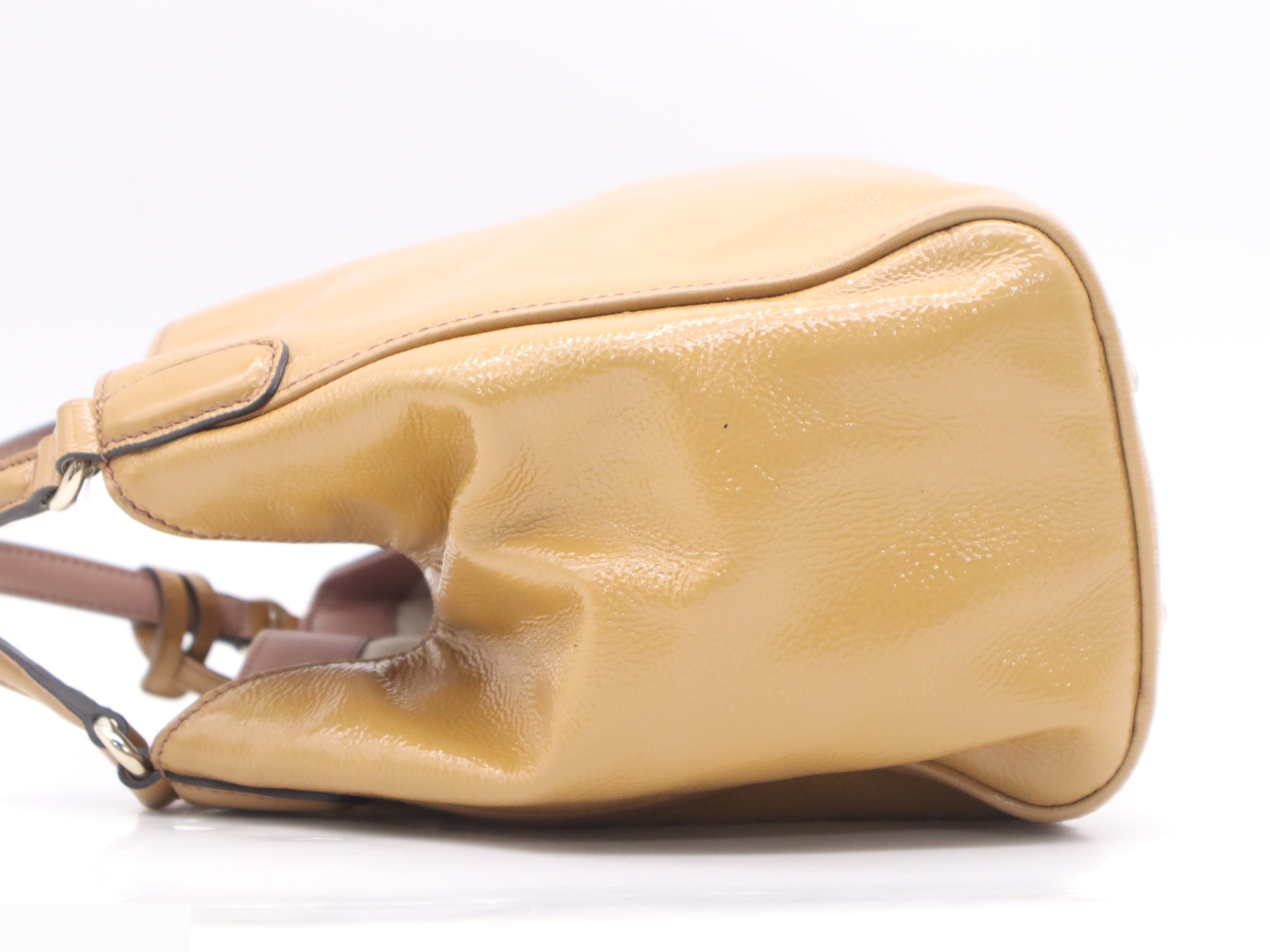 Enamel Soho handbag, beige, with dust bag. — view 3