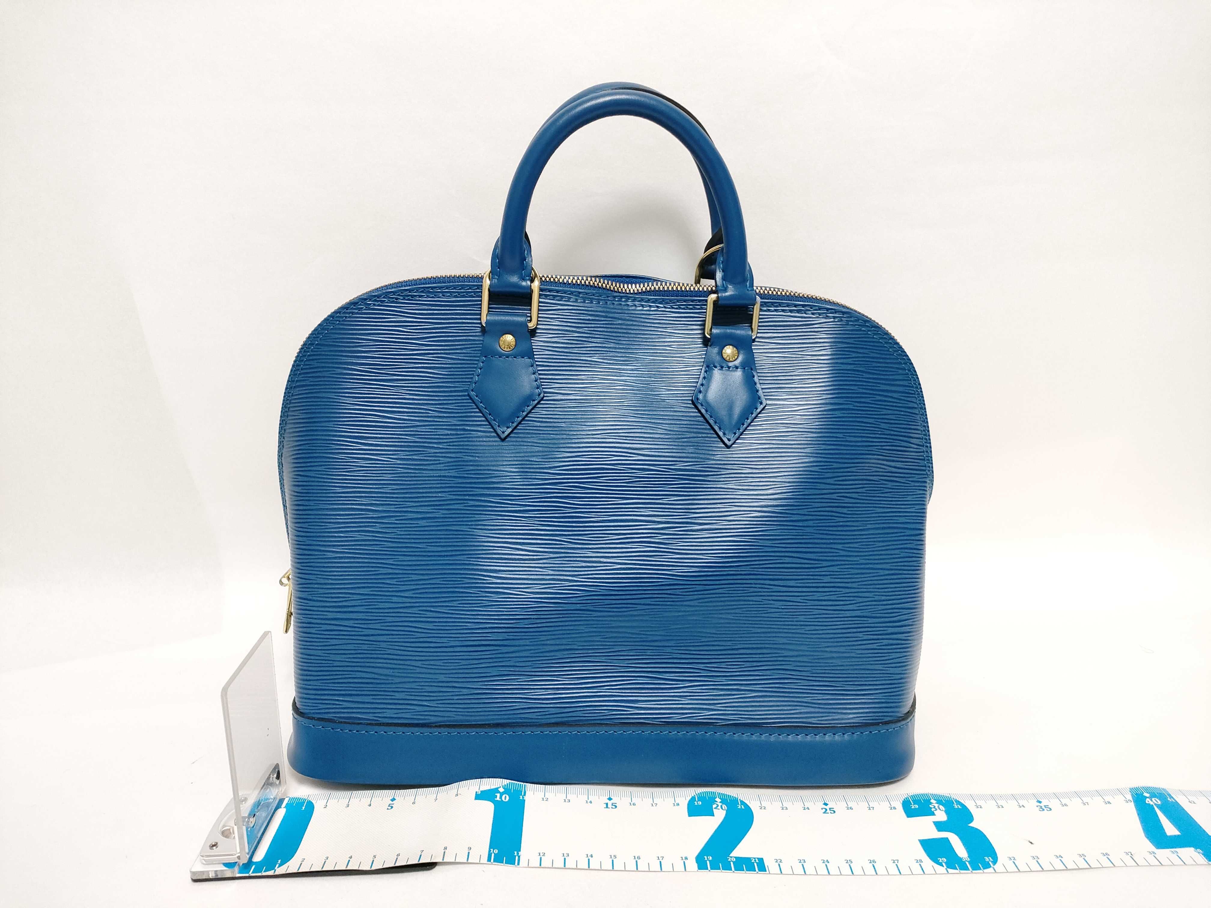 Epi LV Alma PM Epi M52145 MI0999 Blue Handbag — view 2