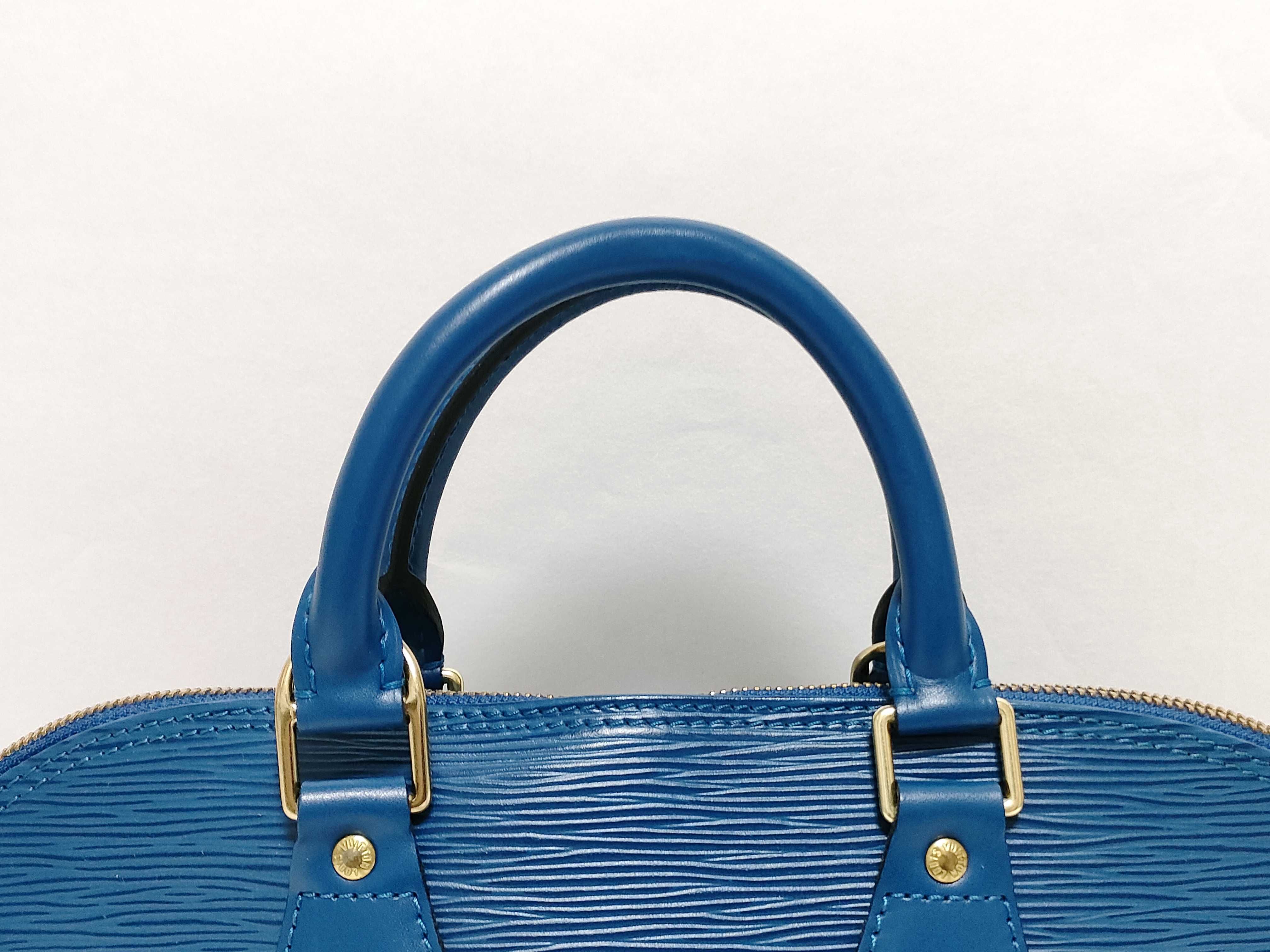 Epi LV Alma PM Epi M52145 MI0999 Blue Handbag — view 3