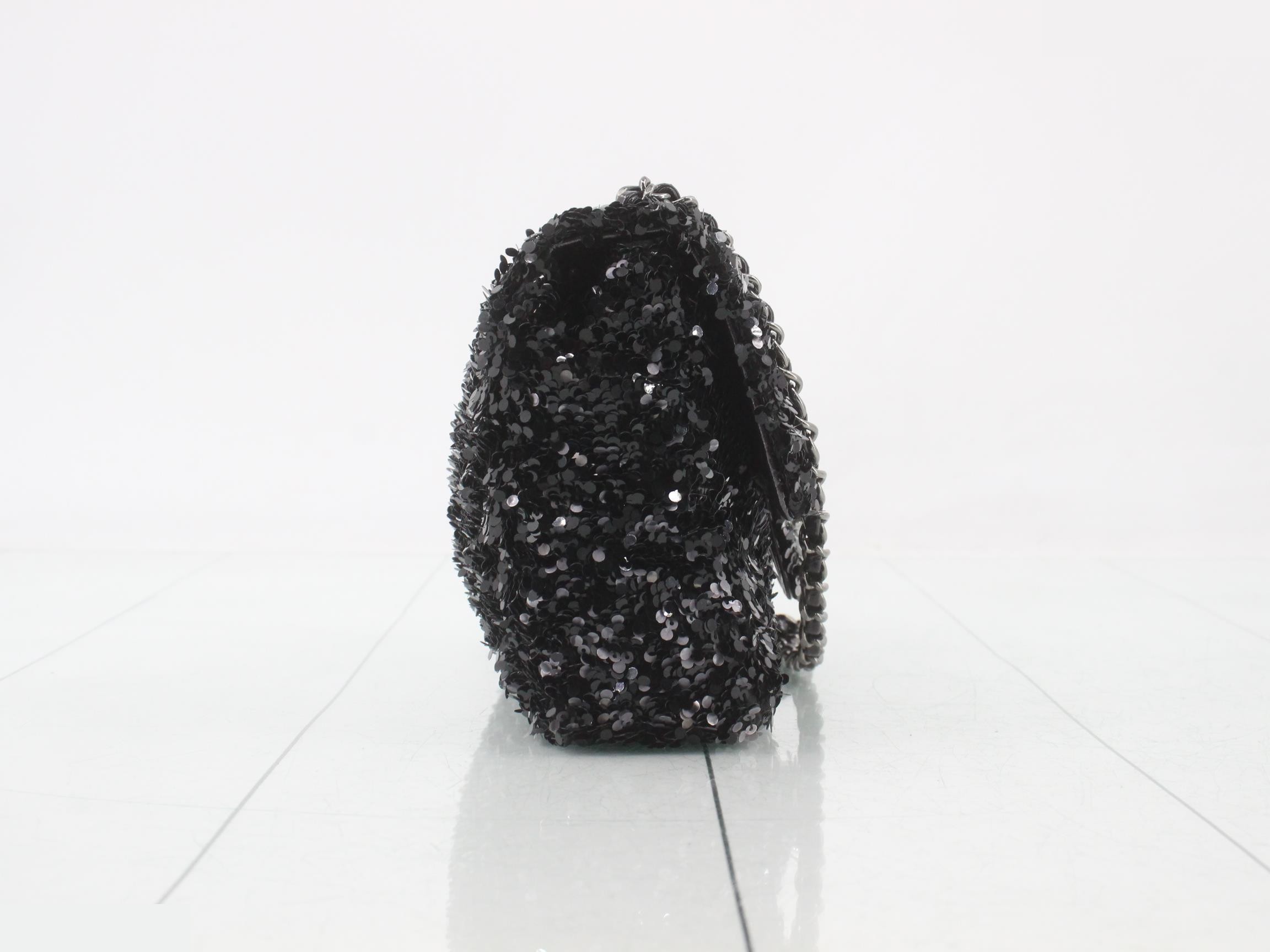 sequined mini matelassé chain shoulder bag — view 4