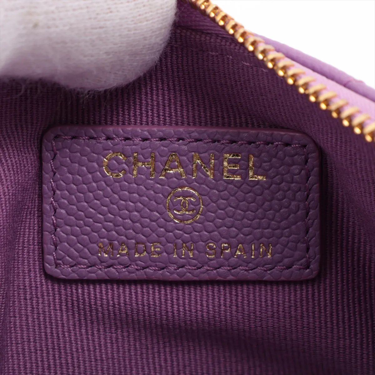 Matelassé Caviar Skin Coin Case, Purple with Gold Hardware, 32058556 — view 4