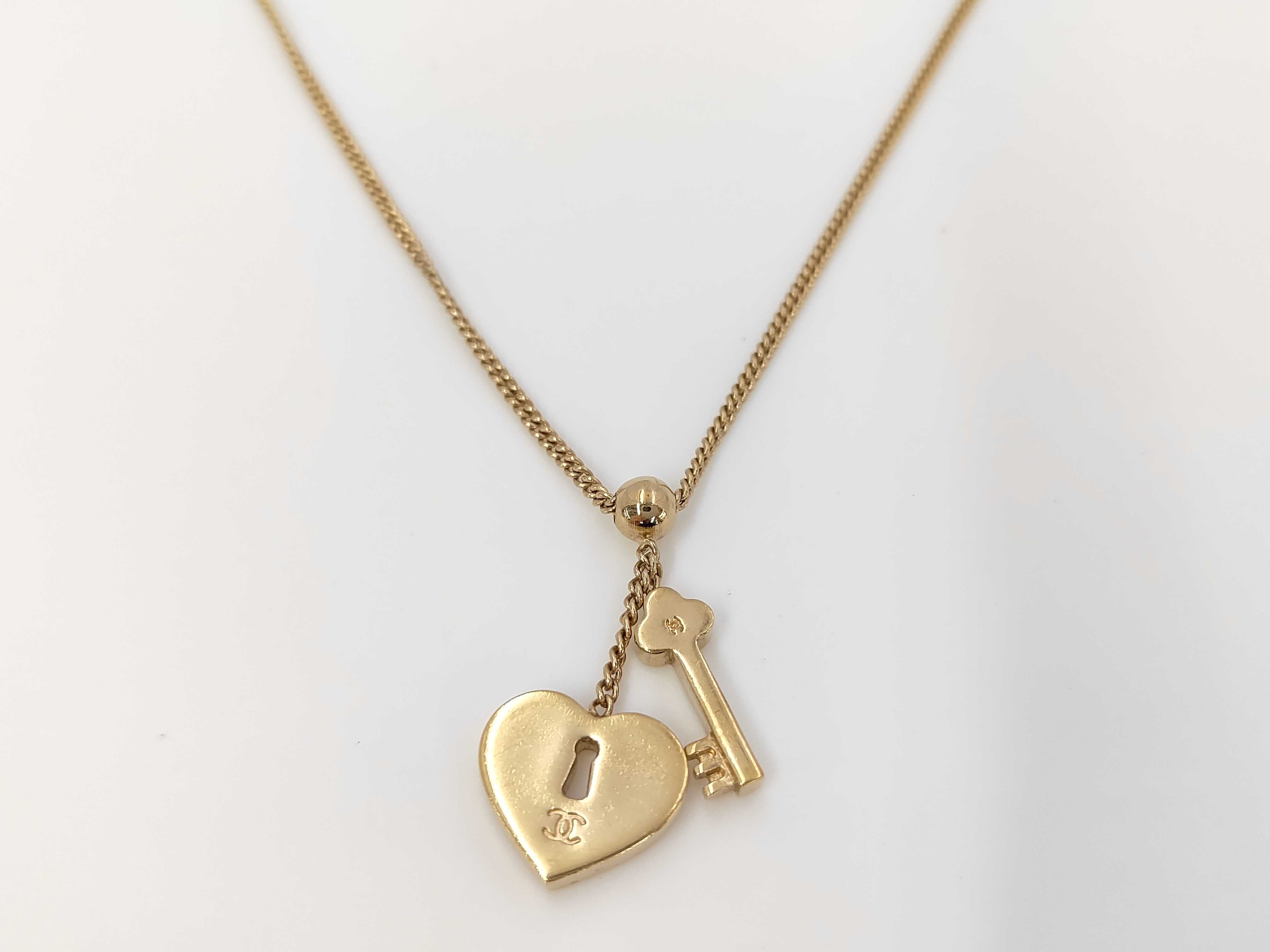 Heart Lock Necklace (with comments) 02P Necklace — view 2