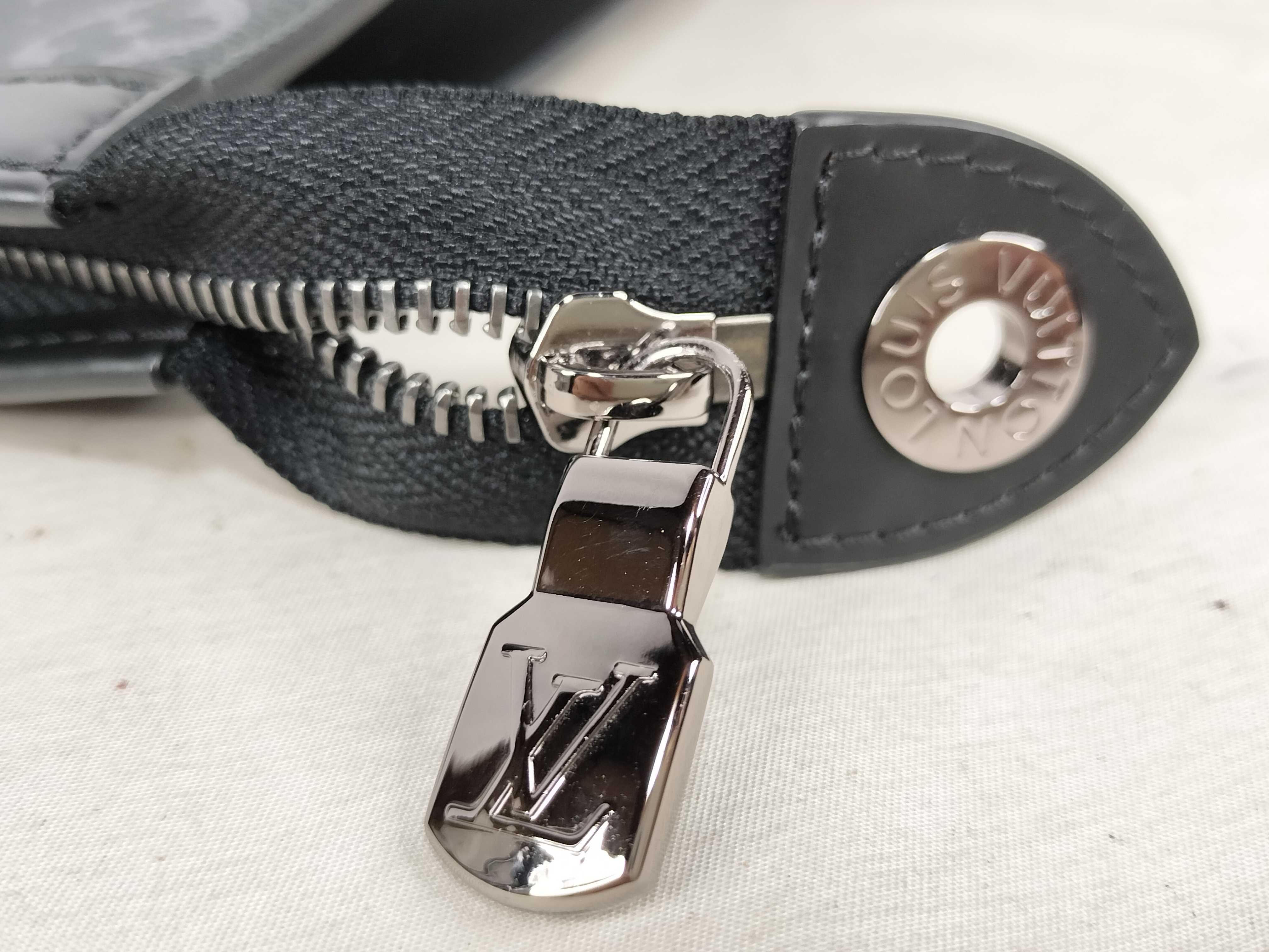 M61692 Pochette Voyage MM LW1211 Second Bag — view 11