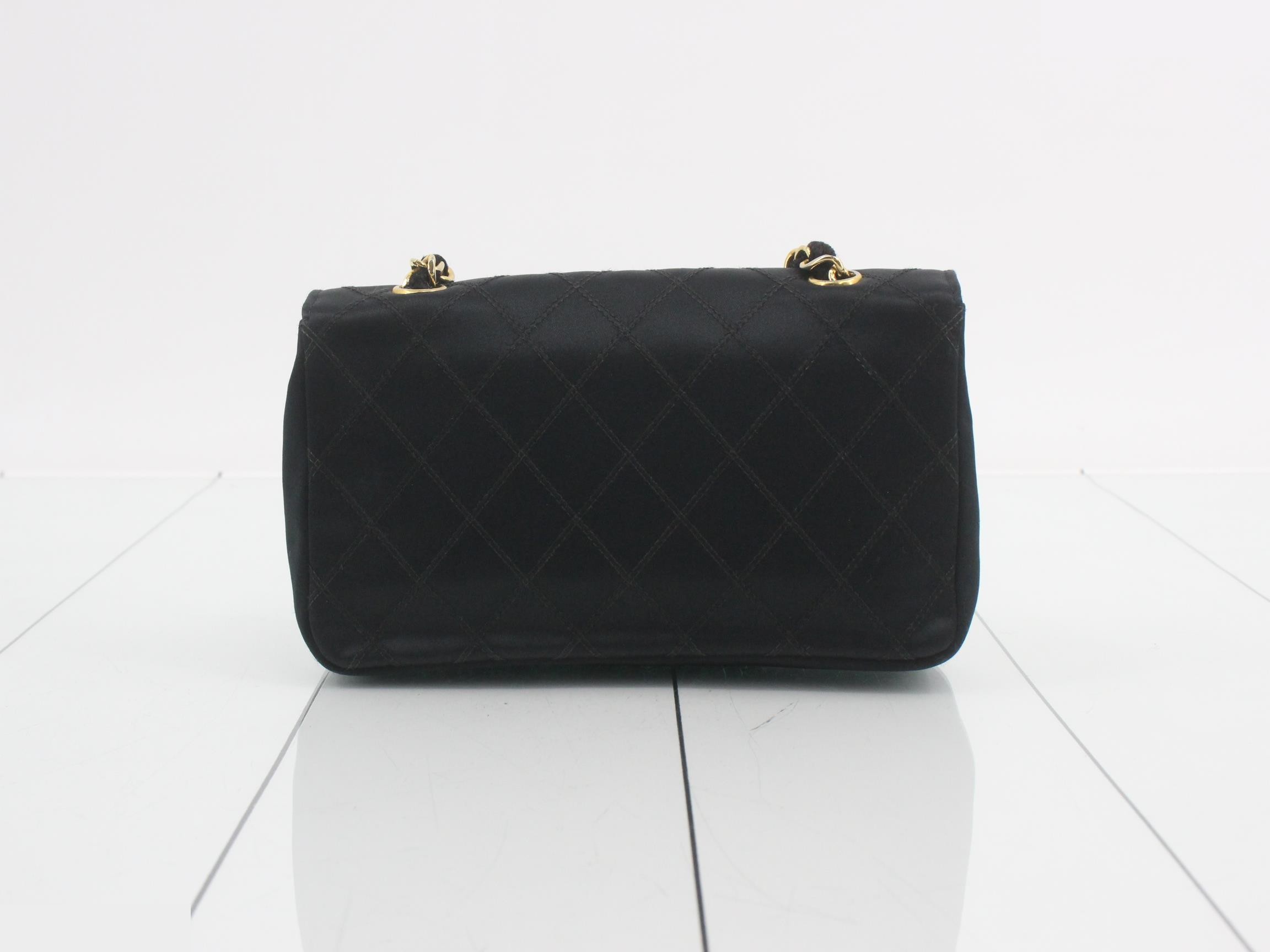 Matelassé (bag) - Shoulder bag — view 2