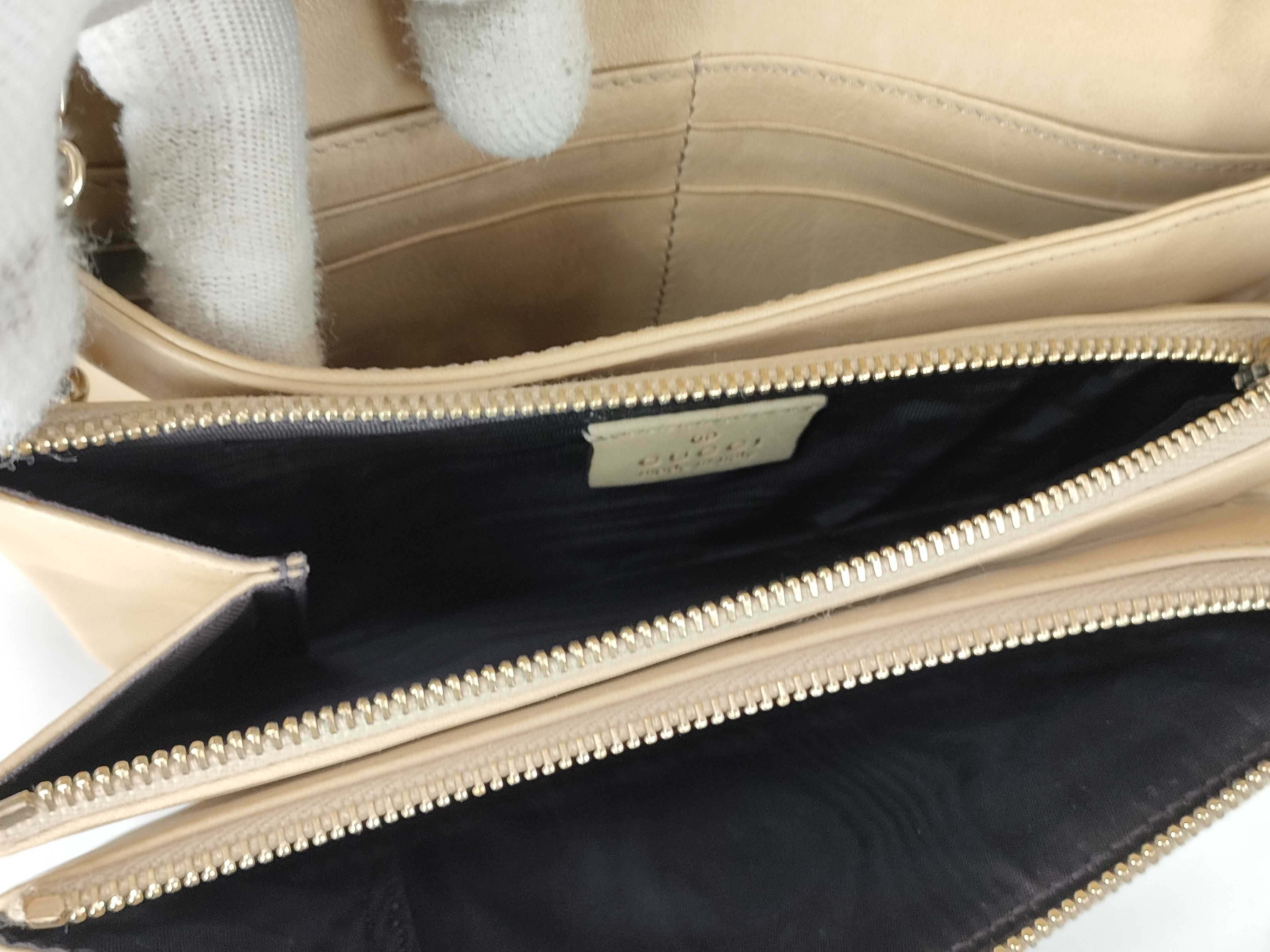 Jackie Gucci Calfskin New Jackie Shoulder Bag — view 11