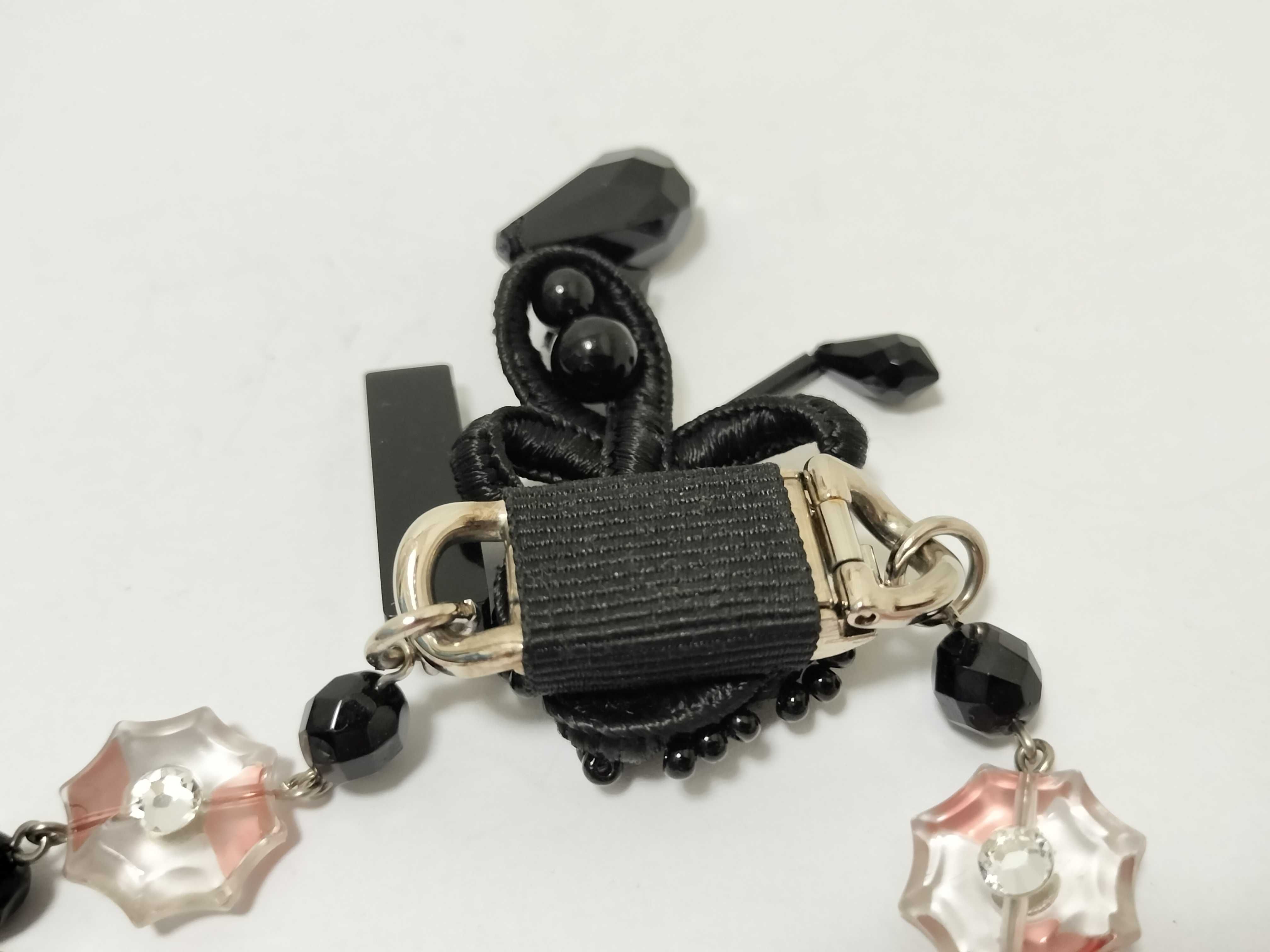 necklace with flower beads and rhinestones, in clear, pink, and black. — view 9