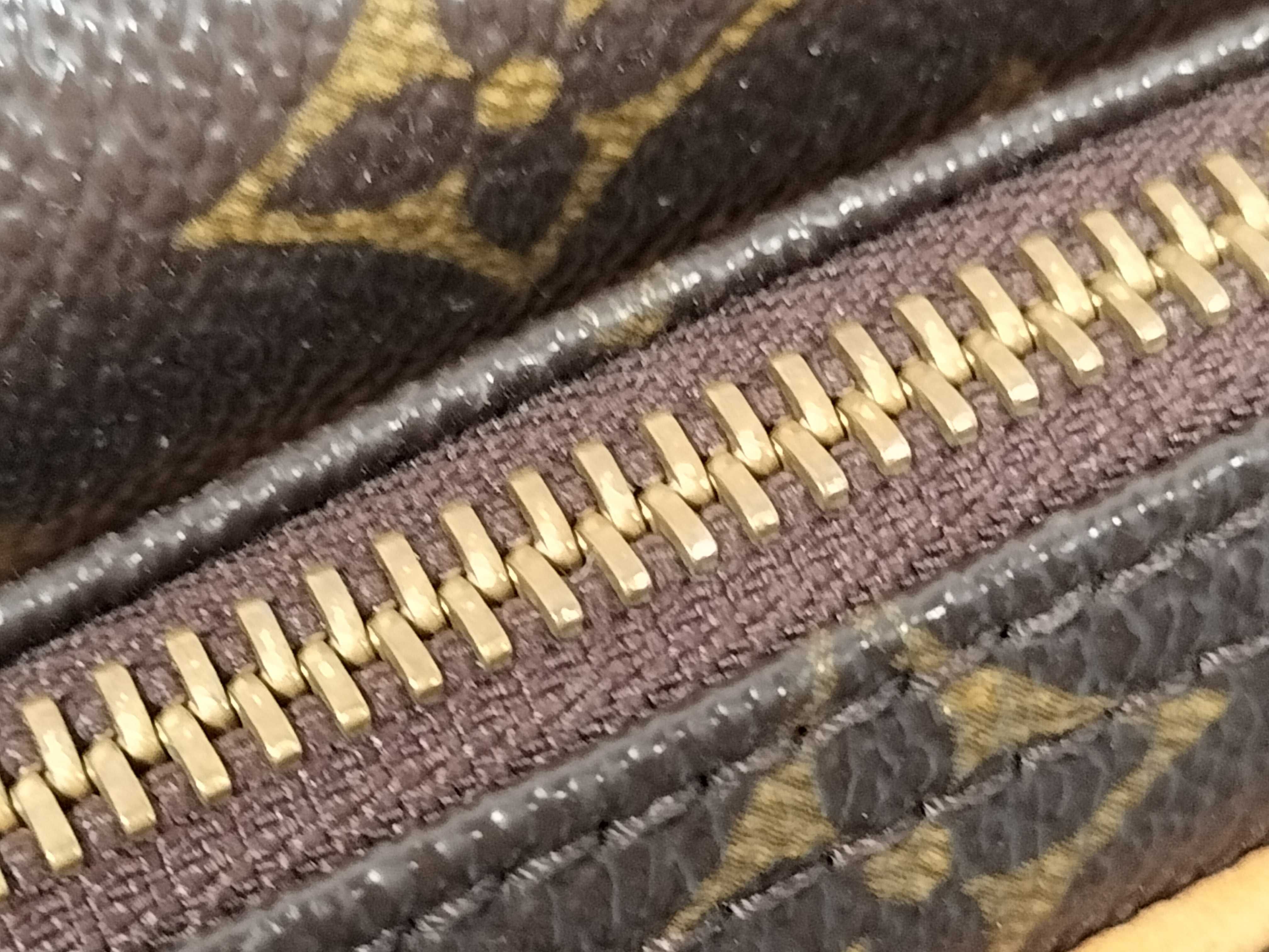 Monogram Louis Vuitton Brown Monogram M45254 Reporter PM Shoulder Bag — view 9