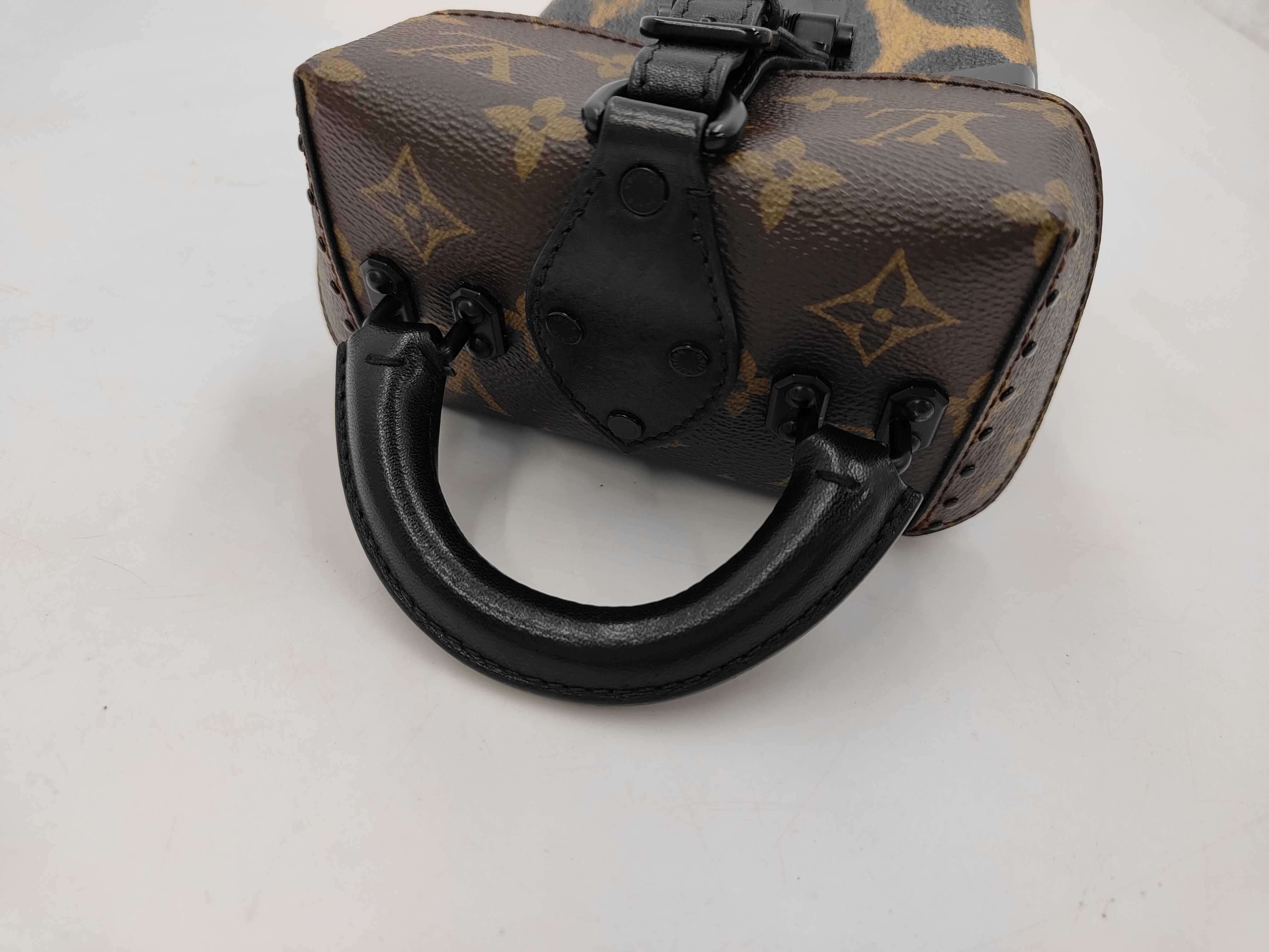 M43001 Monogram Leopard Camera Box Shoulder Bag Handbag — view 8