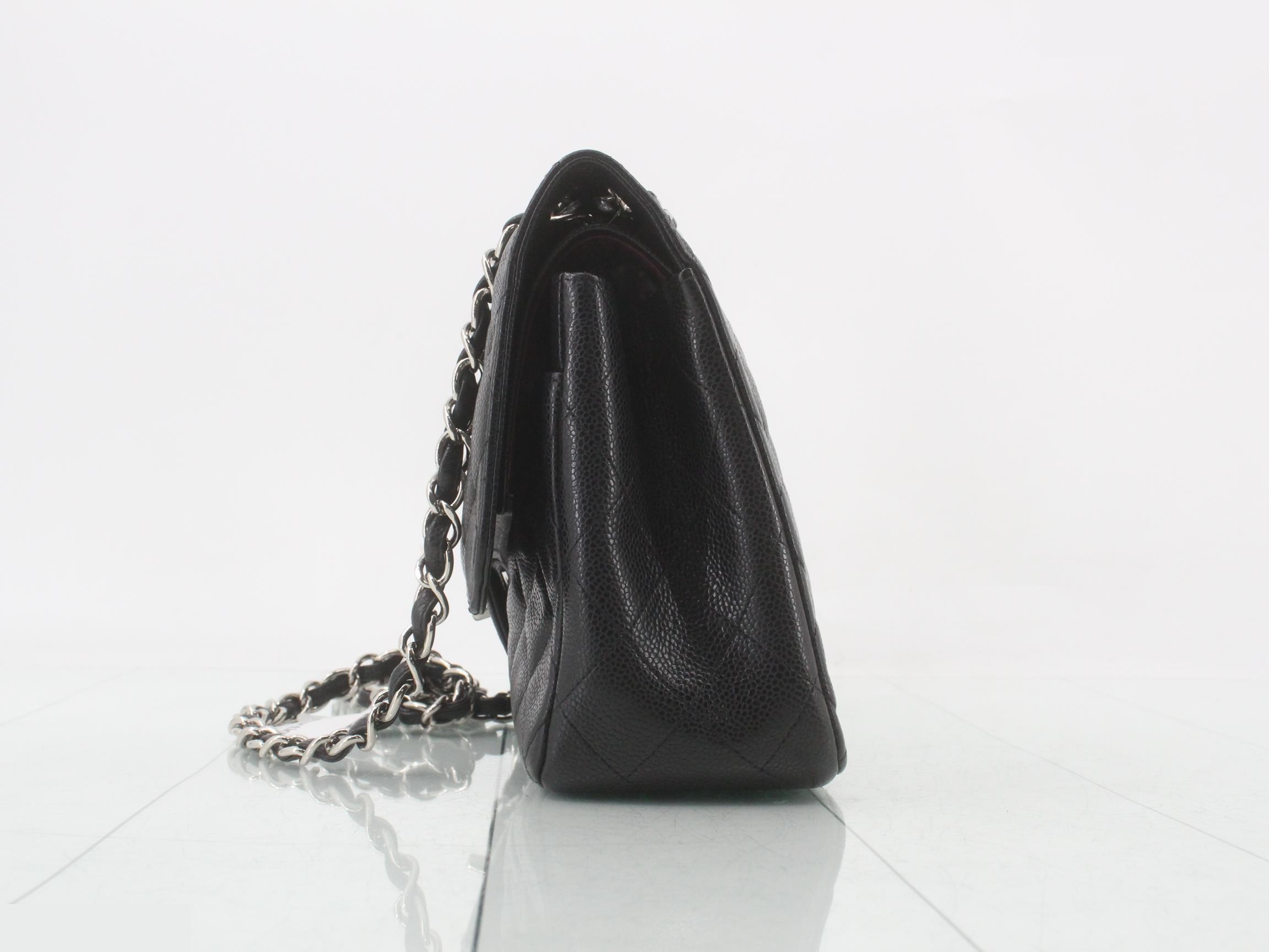 Matelassé Caviar Skin Chain Shoulder Bag — view 3