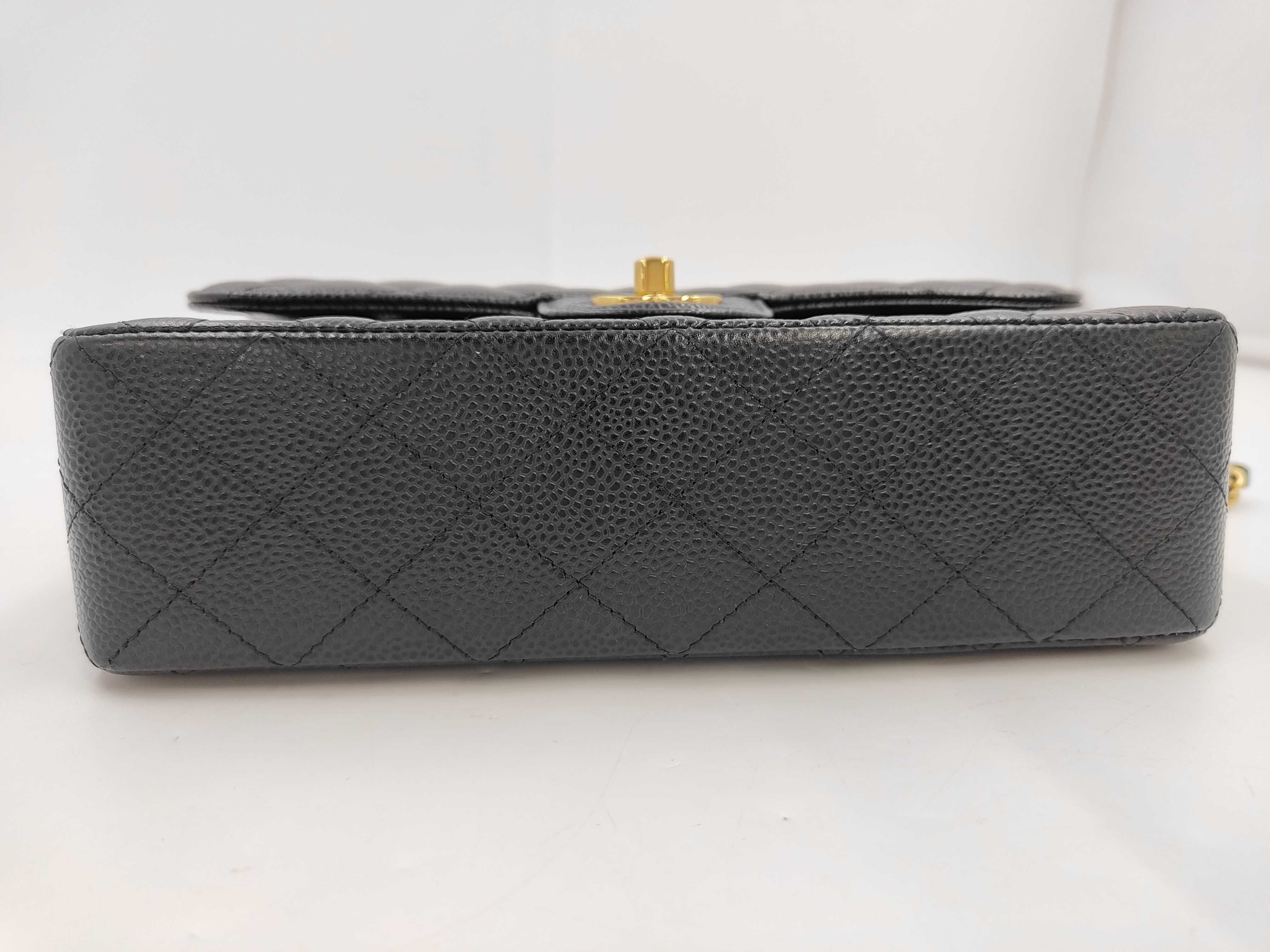 Matelassé 23 Double Flap Double Chain Caviar Shoulder Bag — view 6