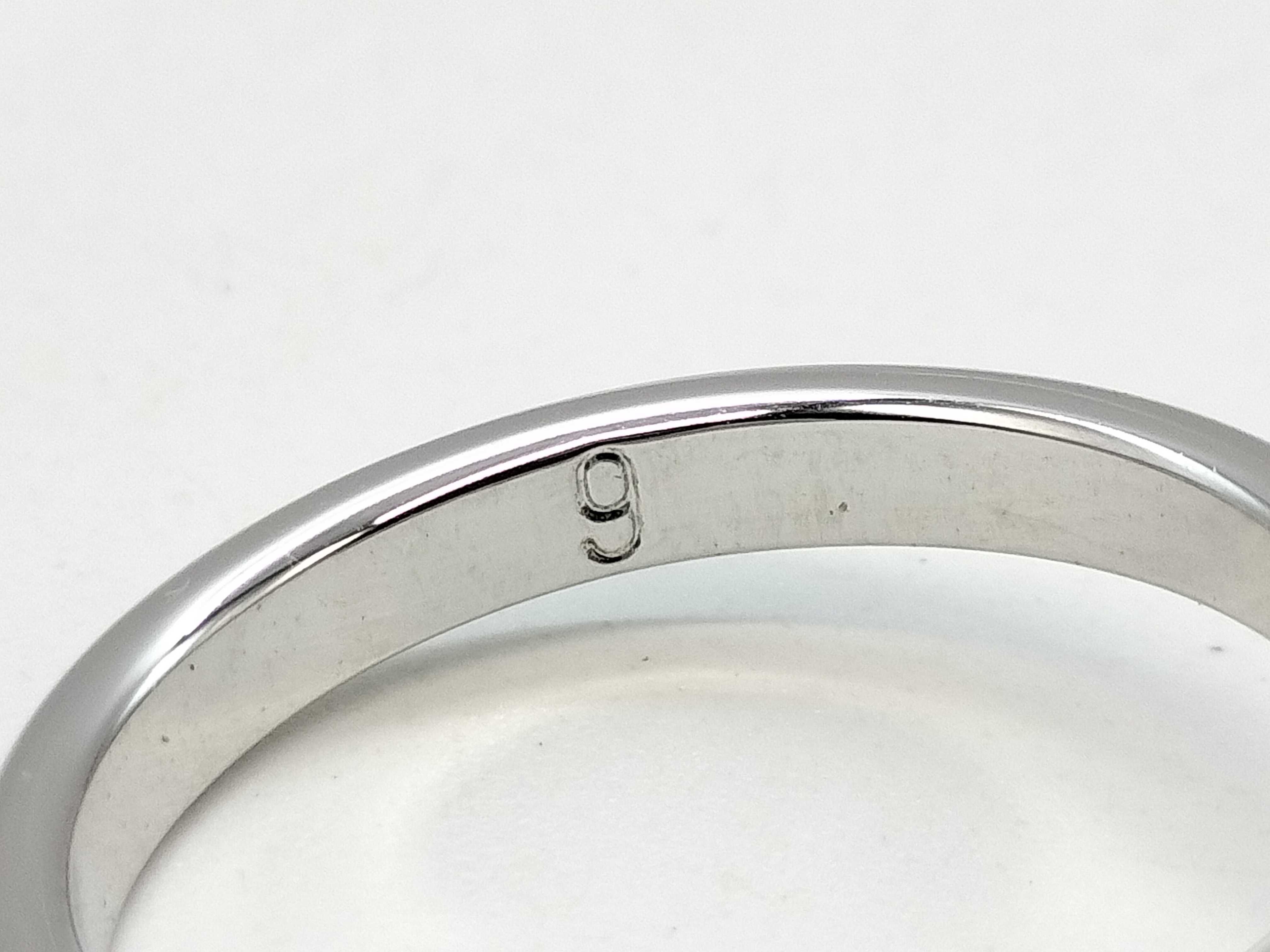 logo ring — view 3