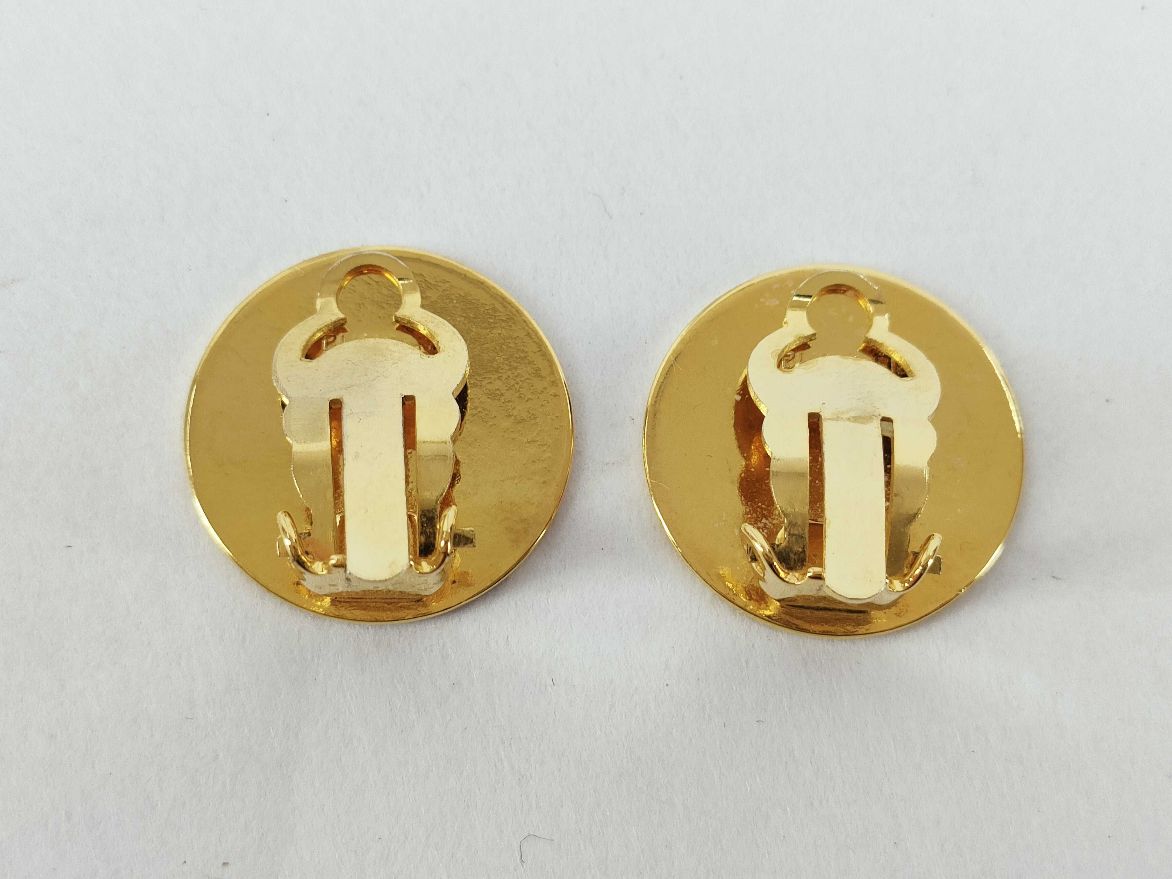 earrings — view 3
