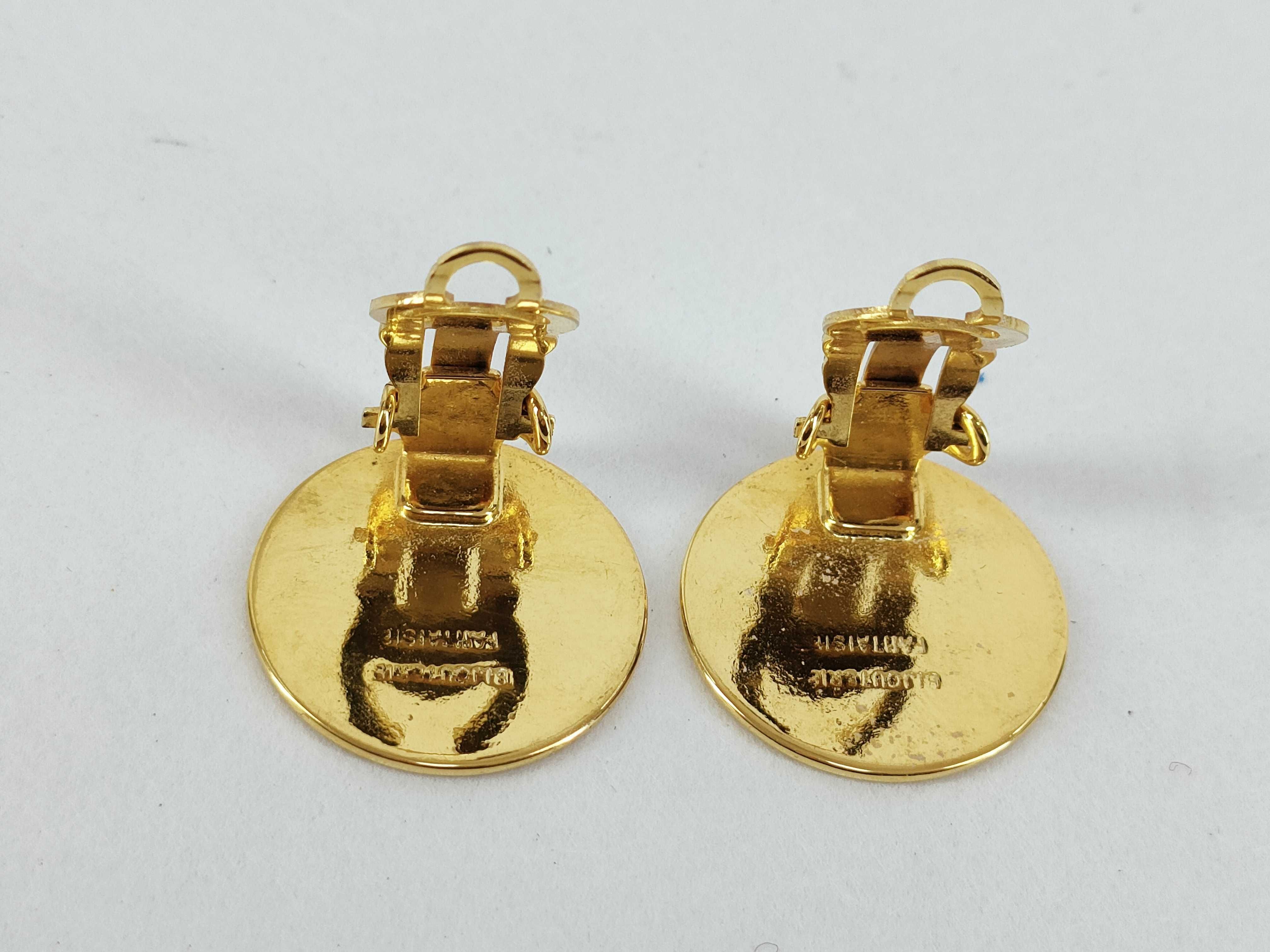 earrings — view 4