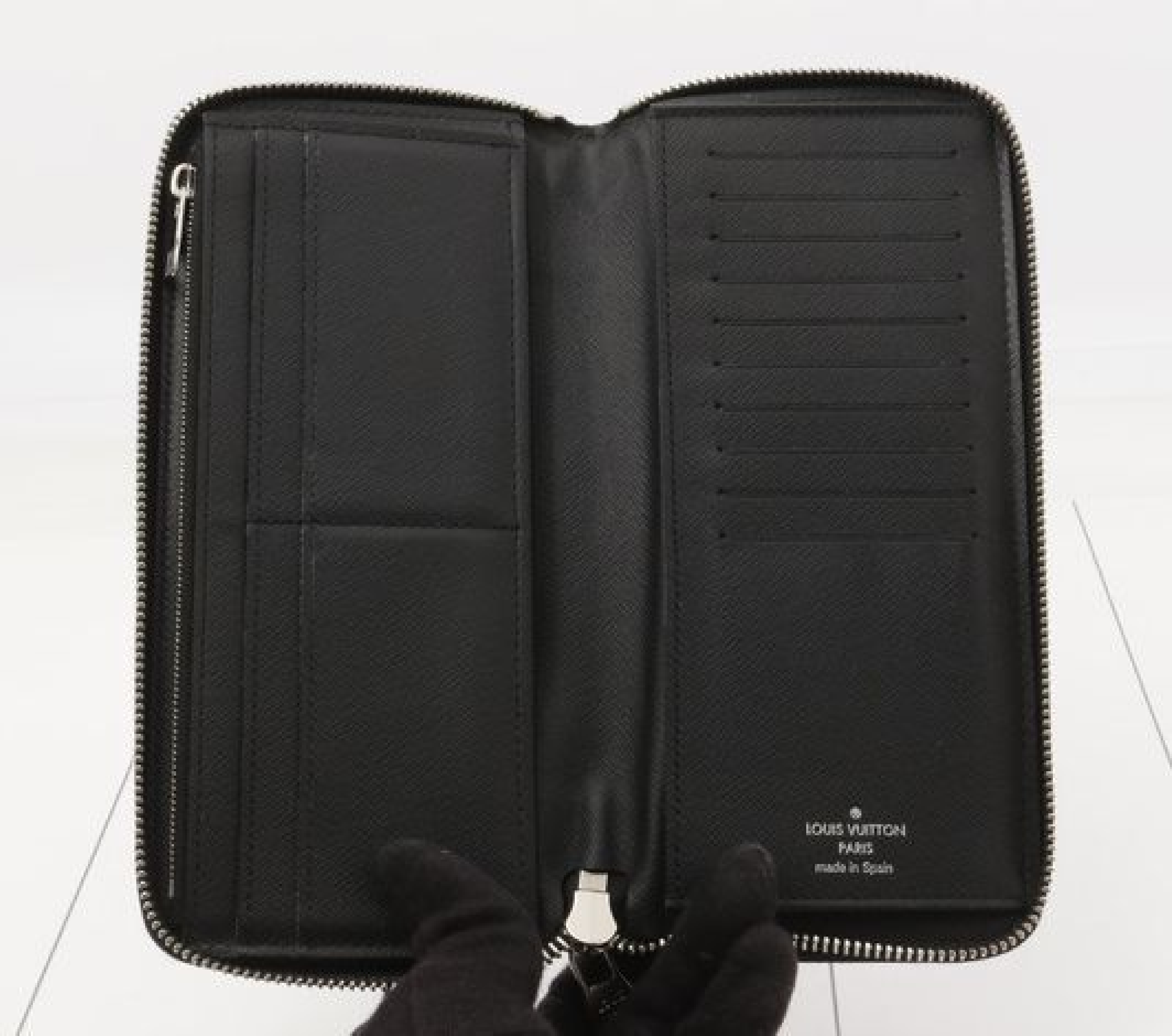 Zippy Wallet Vertical — view 3