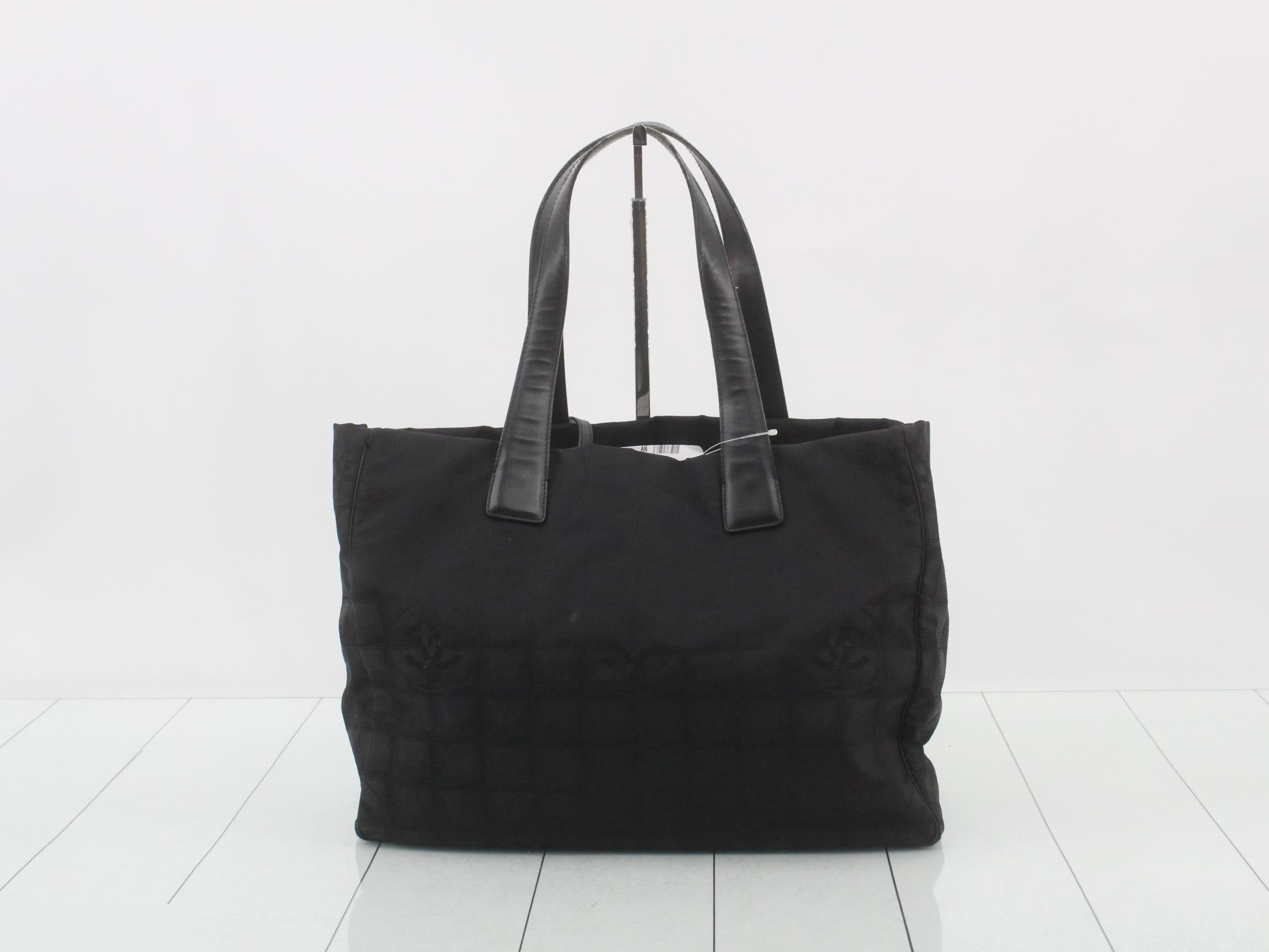 New Travel Line Handbag
