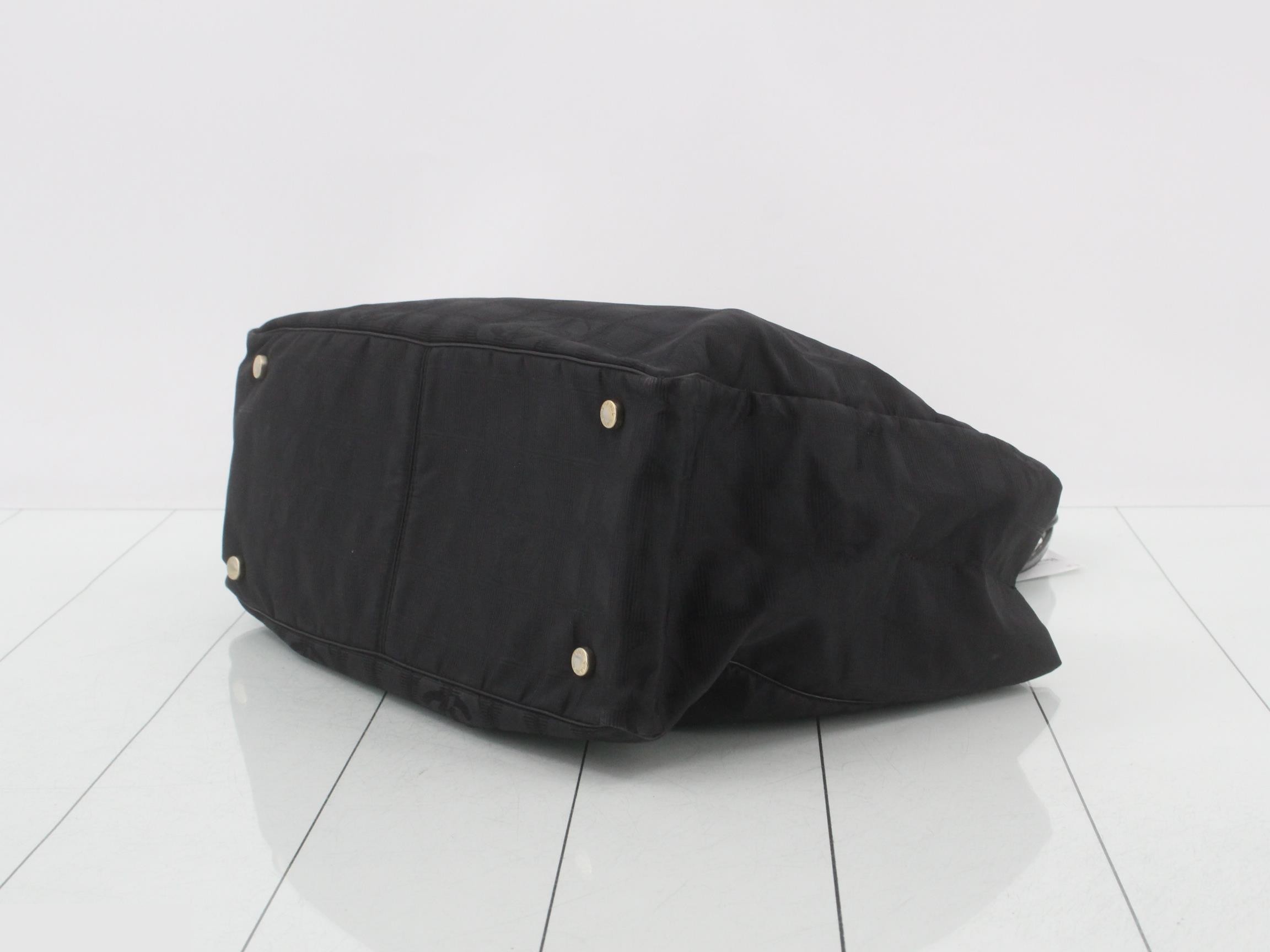New Travel Line Handbag — view 6