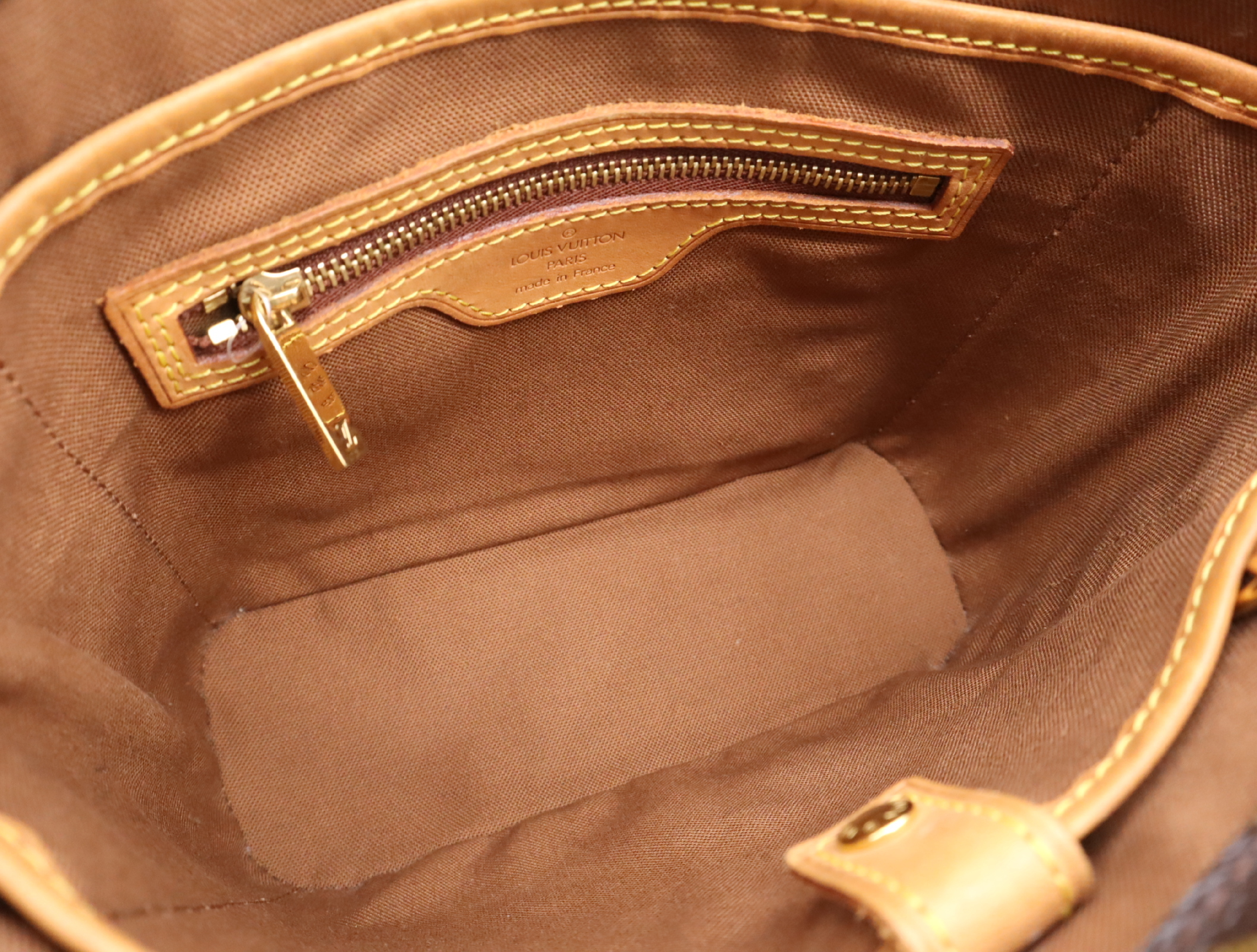 M51172 Monogram Vavin PM Handbag — view 14