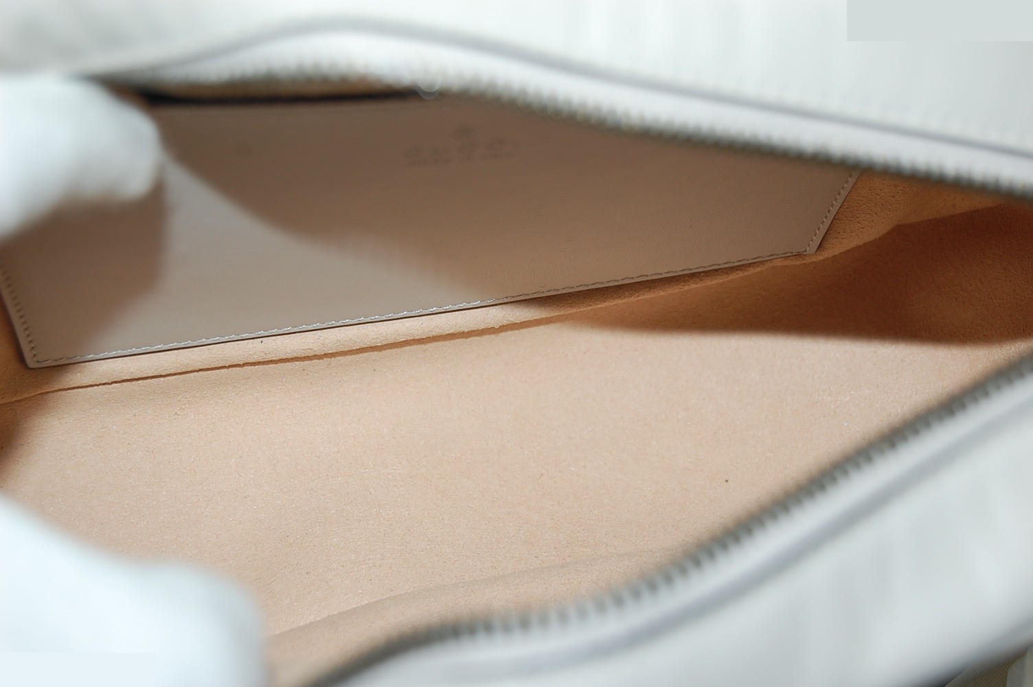GG Marmont Leather Chain Bag — view 4